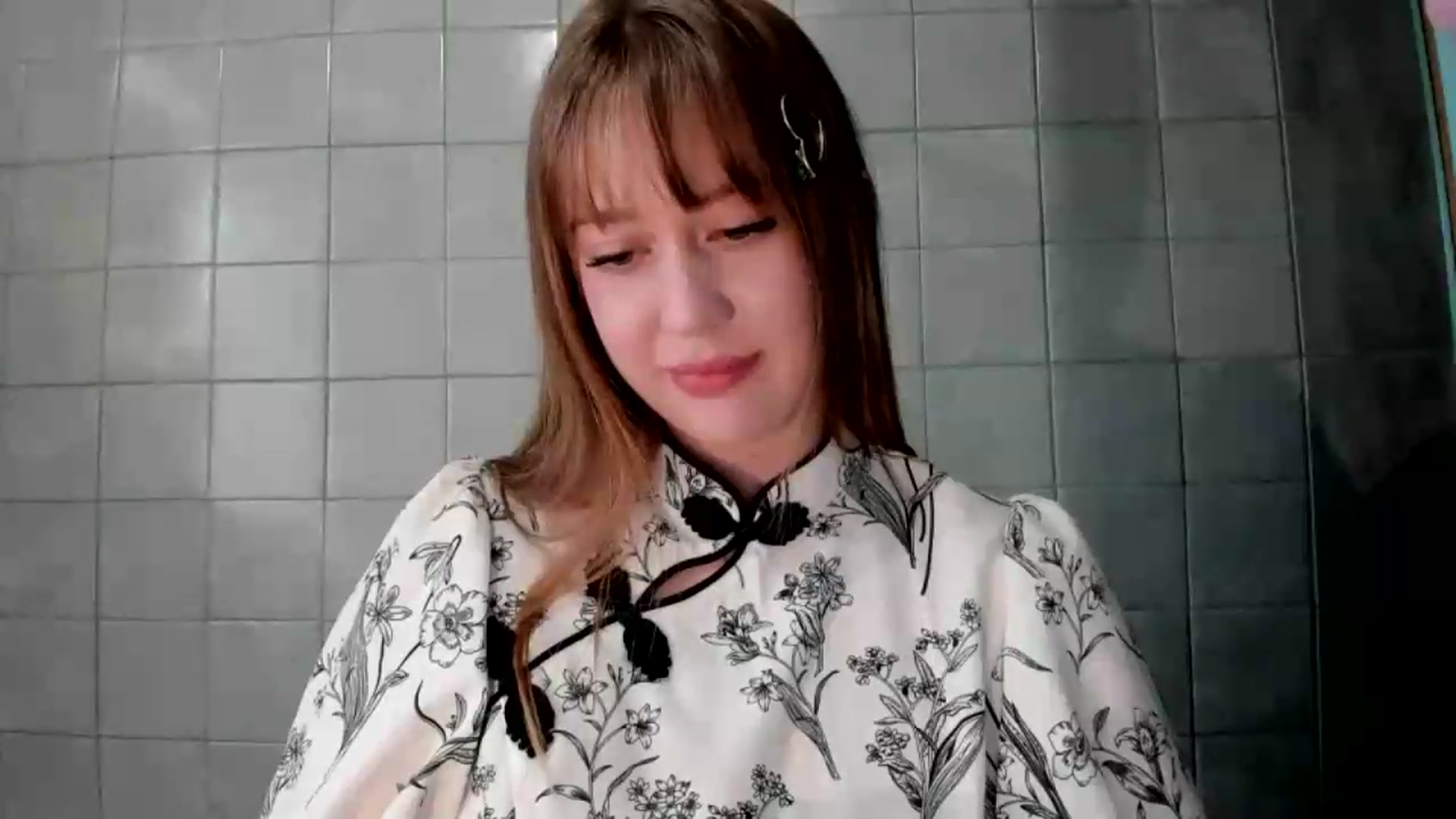 Gallery image thumbnail from RoboSasha's myfreecams stream on, 08/19/2026, 17:08 image 6 of 20