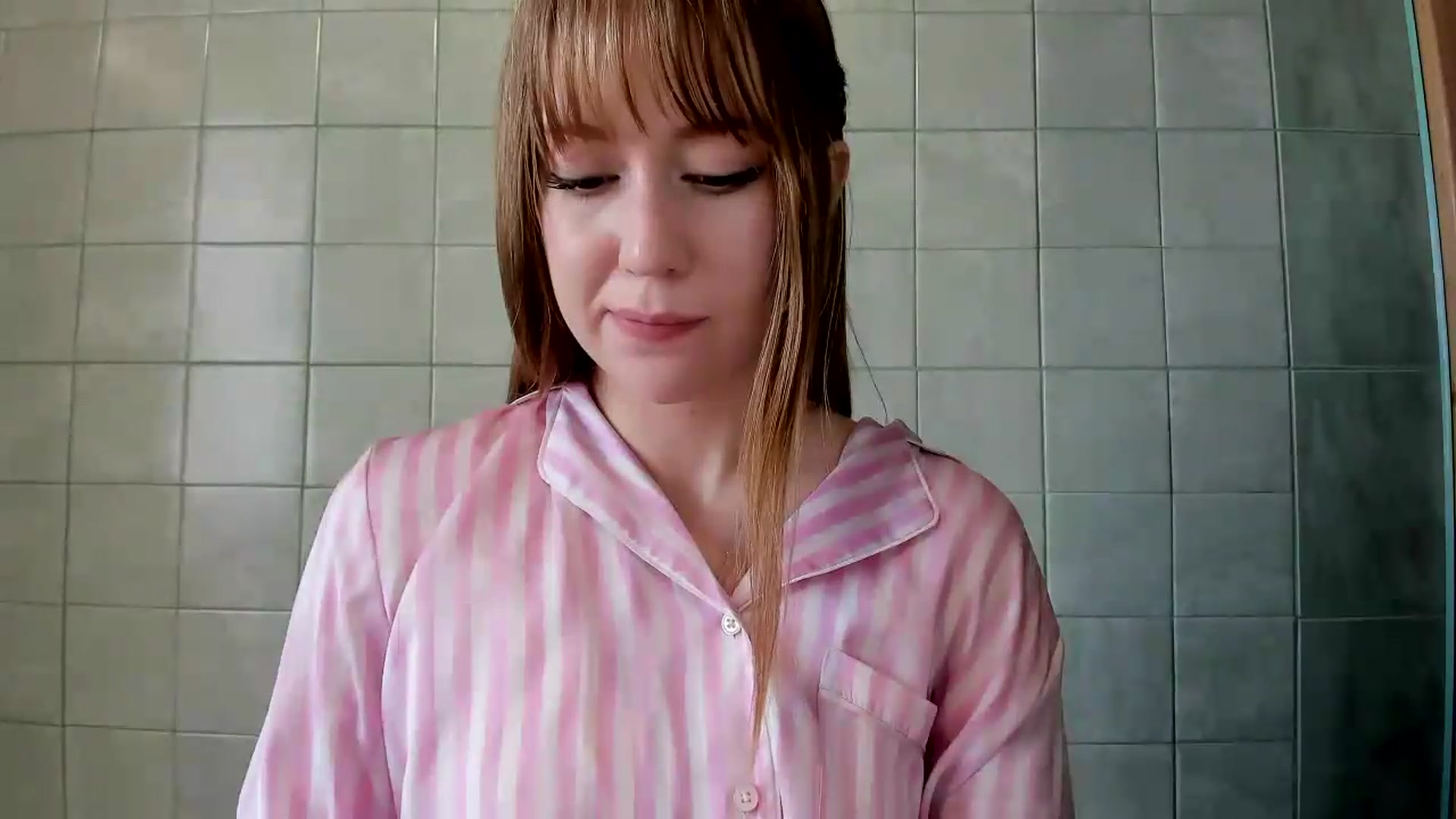 Gallery image thumbnail from RoboSasha's myfreecams stream on, 08/21/2026, 12:01 image 10 of 20