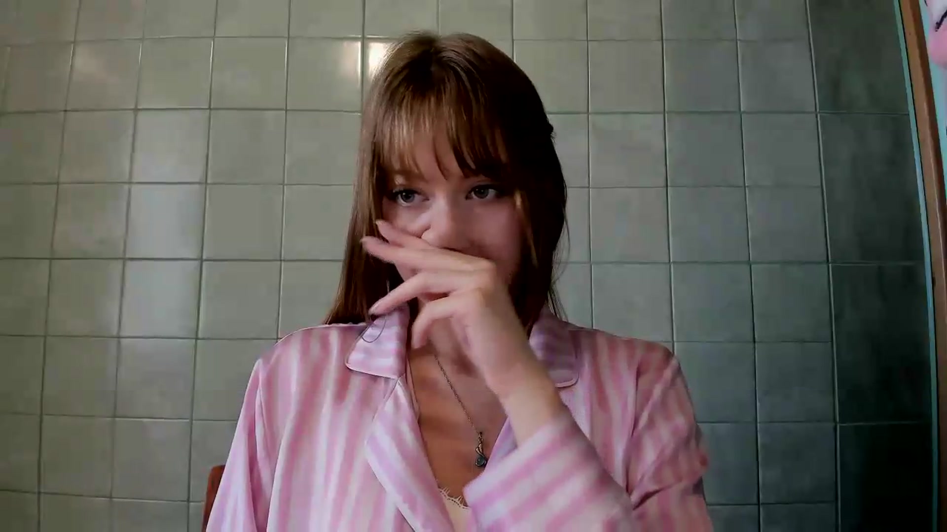 Gallery image thumbnail from RoboSasha's myfreecams stream on, 08/21/2026, 12:01 image 6 of 20