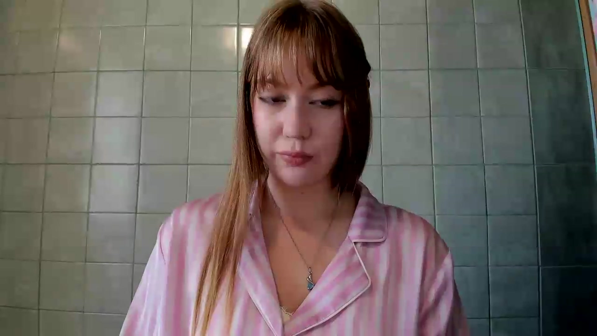 Gallery image thumbnail from RoboSasha's myfreecams stream on, 08/21/2026, 12:01 image 4 of 20