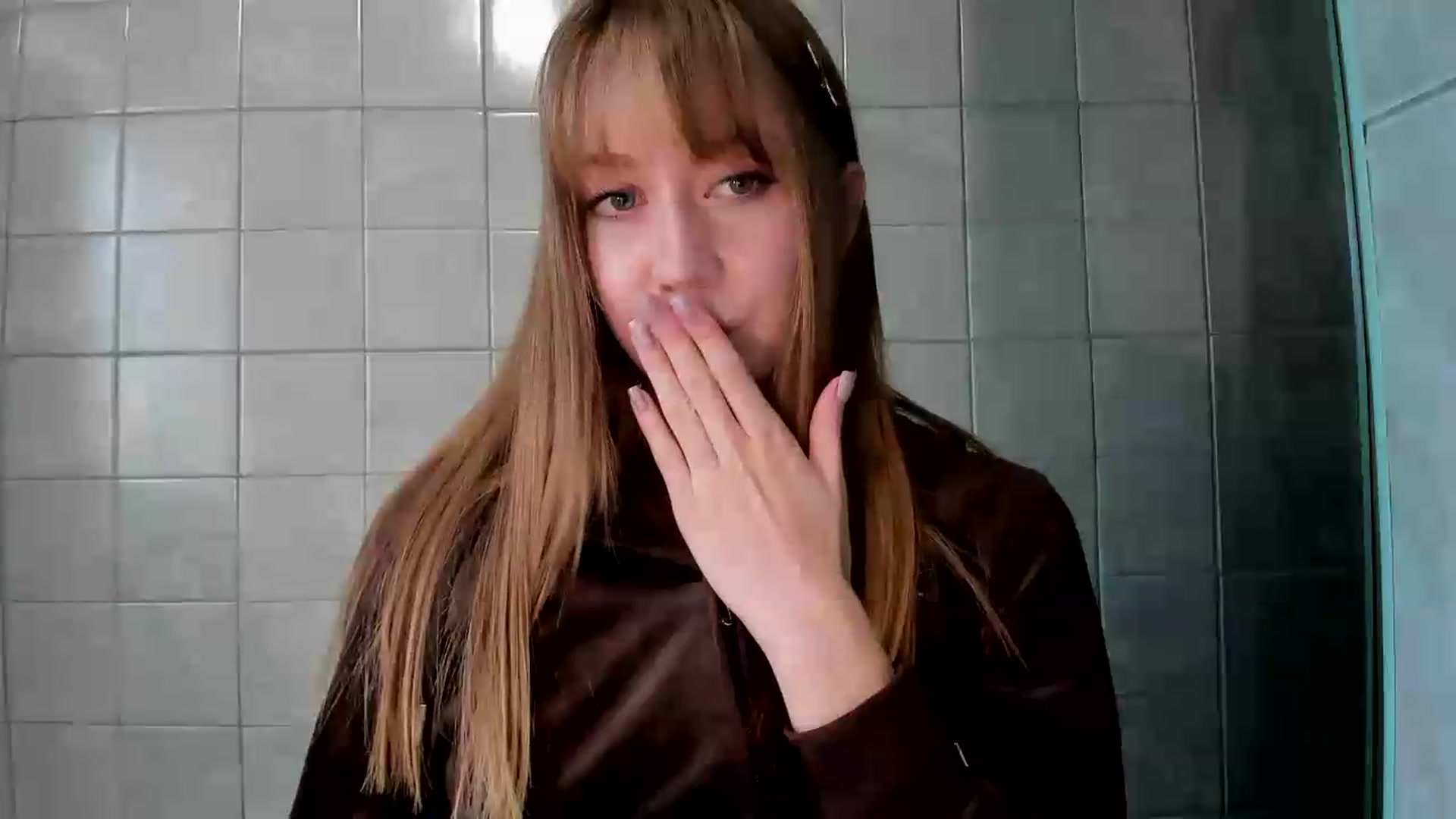 Gallery image thumbnail from RoboSasha's myfreecams stream on, 08/24/2026, 16:07 image 18 of 20