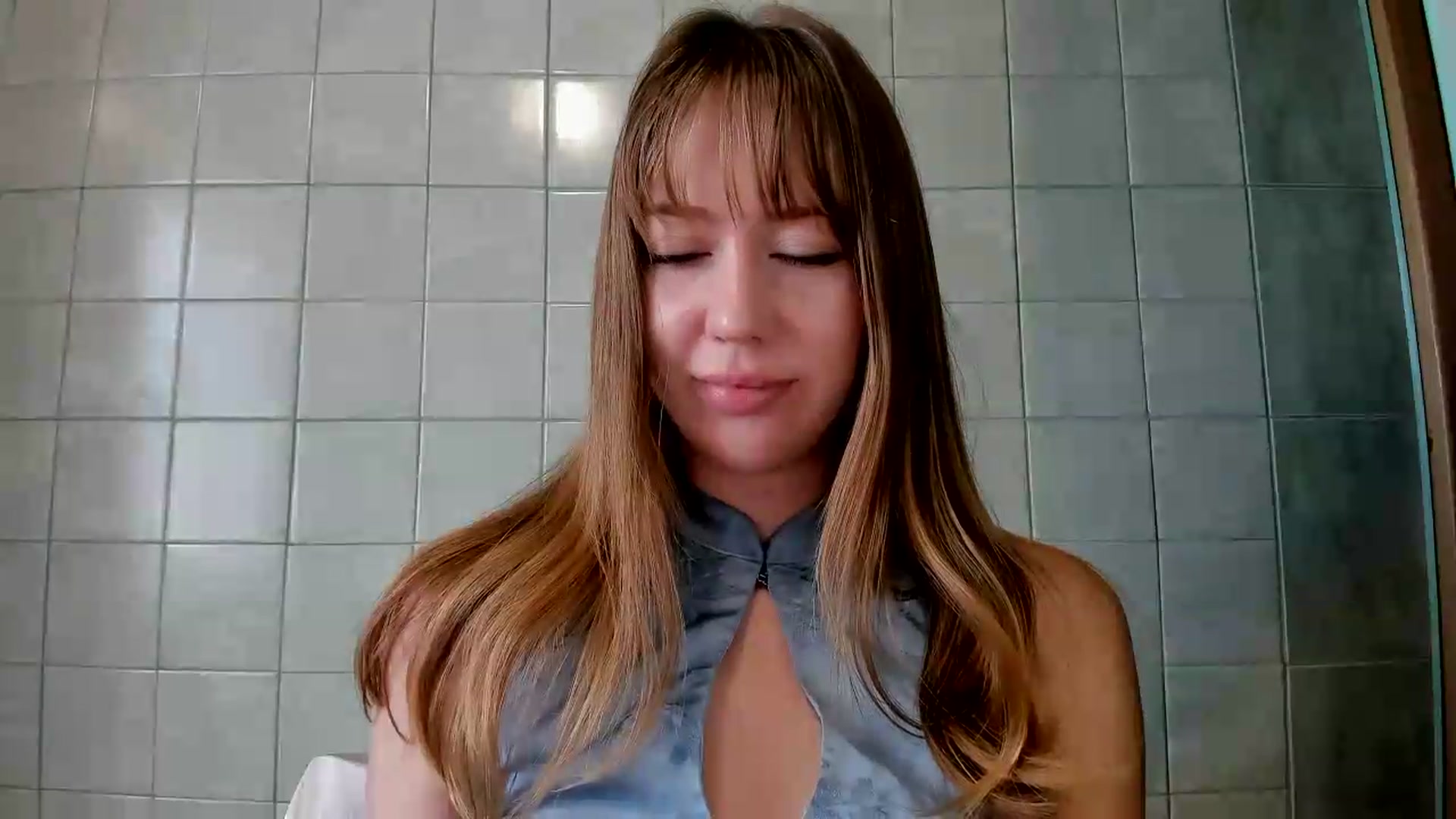 Gallery image thumbnail from RoboSasha's myfreecams stream on, 08/25/2026, 12:35 image 18 of 20