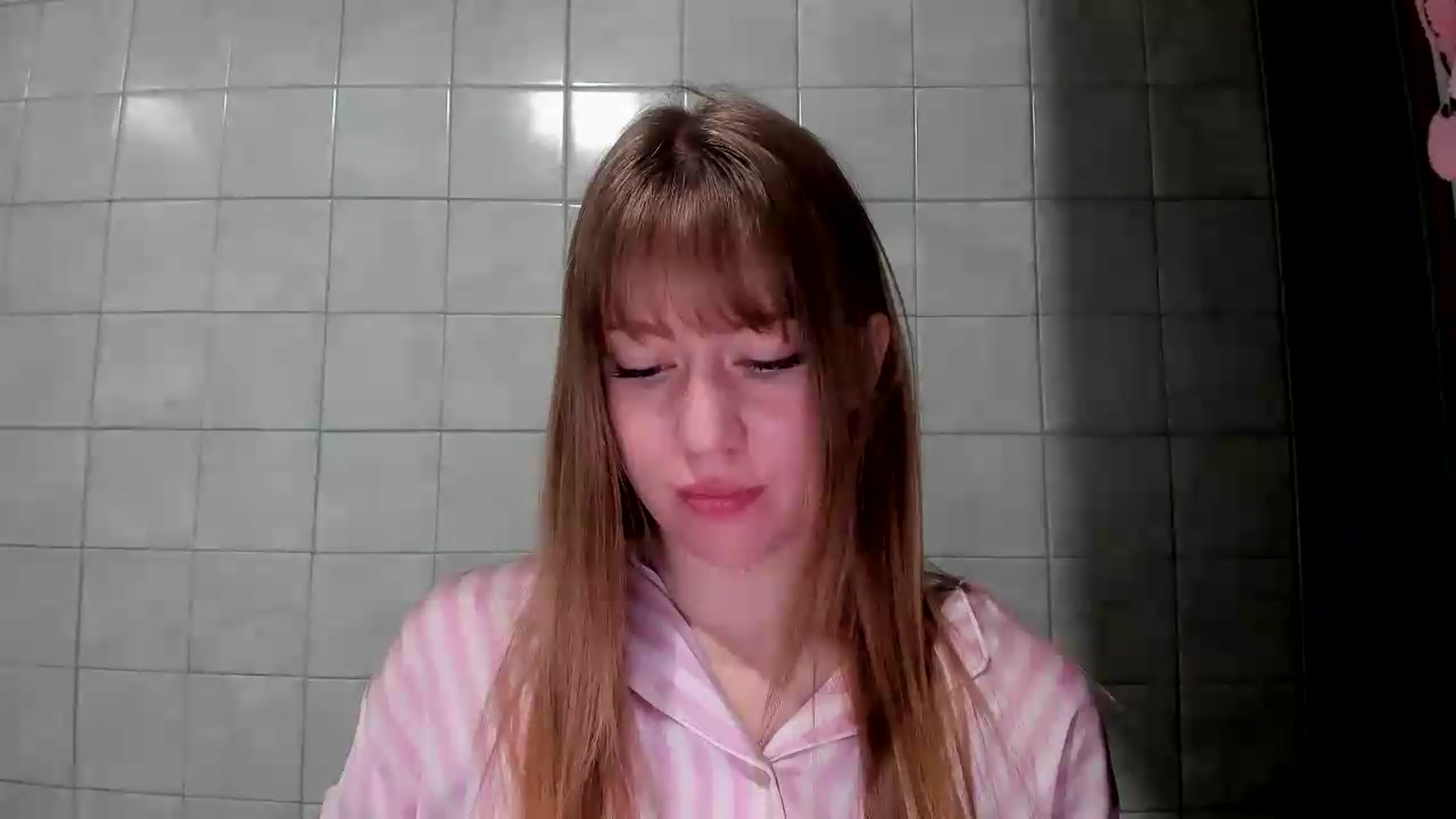 Gallery image thumbnail from RoboSasha's myfreecams stream on, 08/27/2026, 20:27 image 10 of 20