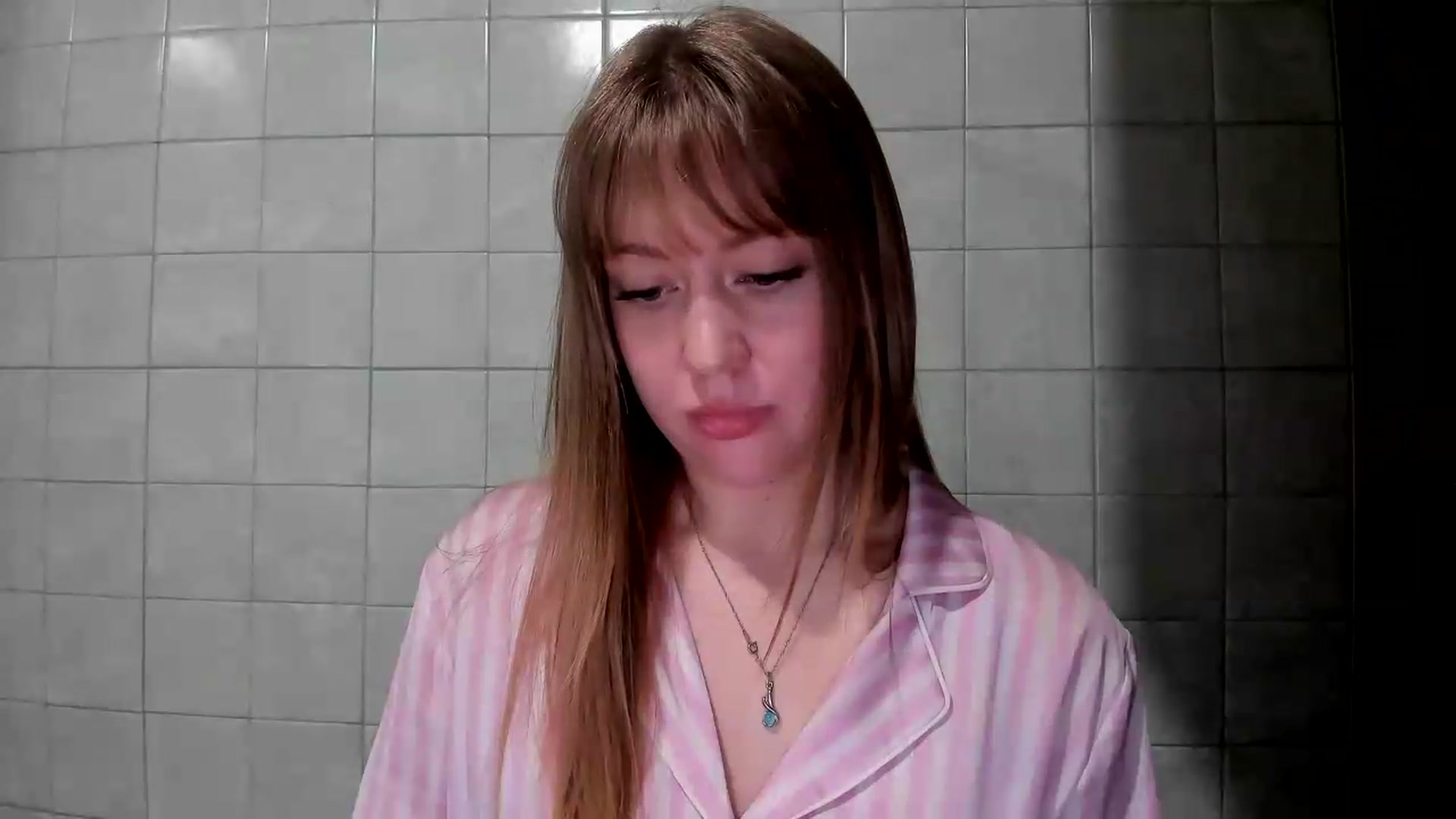 Gallery image thumbnail from RoboSasha's myfreecams stream on, 08/27/2026, 20:27 image 19 of 20