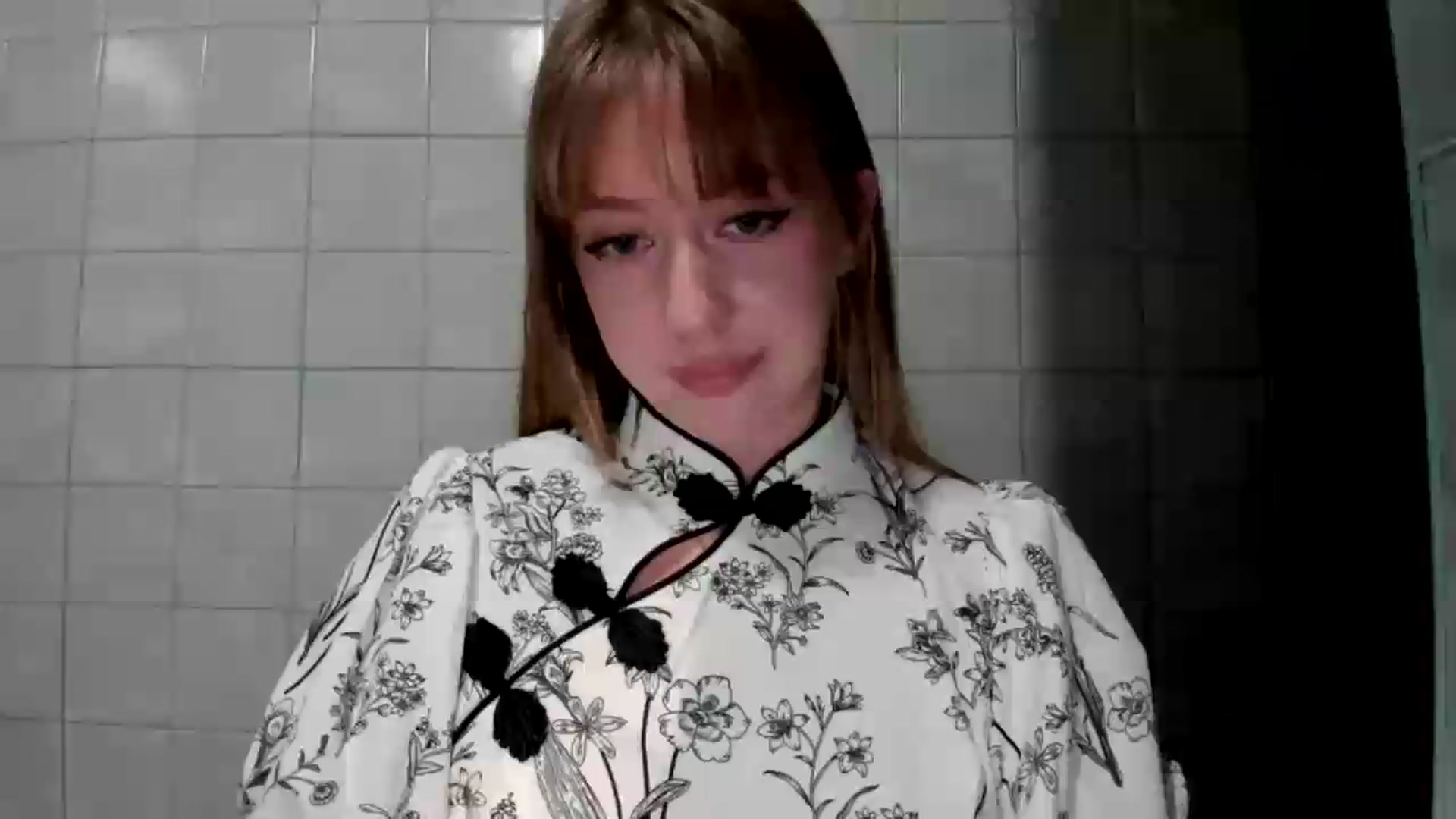 Gallery image thumbnail from RoboSasha's myfreecams stream on, 08/31/2026, 17:02 image 19 of 20