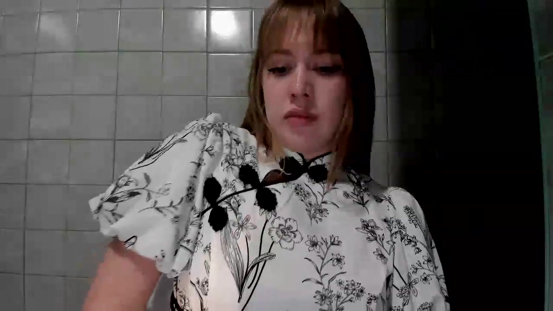 Gallery image thumbnail from RoboSasha's myfreecams stream on, 08/31/2026, 17:02 image 16 of 20