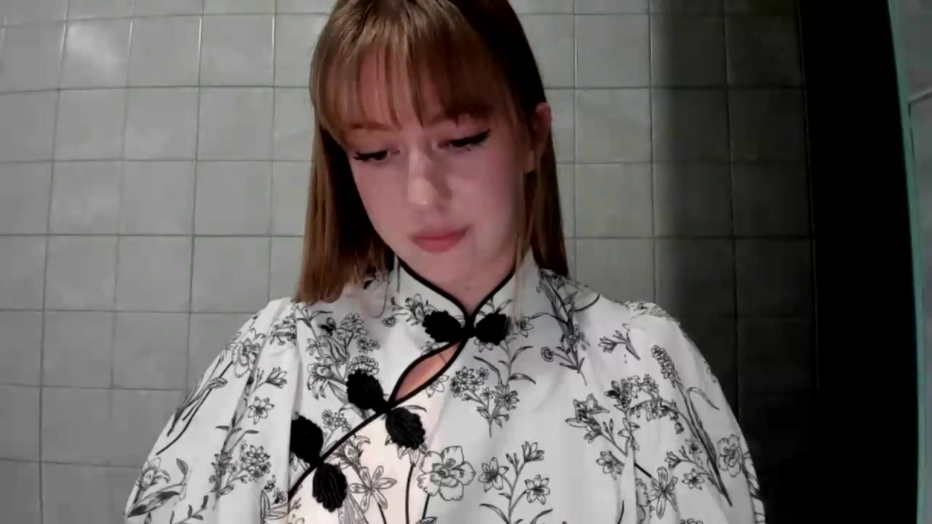 Gallery image thumbnail from RoboSasha's myfreecams stream on, 08/31/2026, 17:02 image 4 of 20