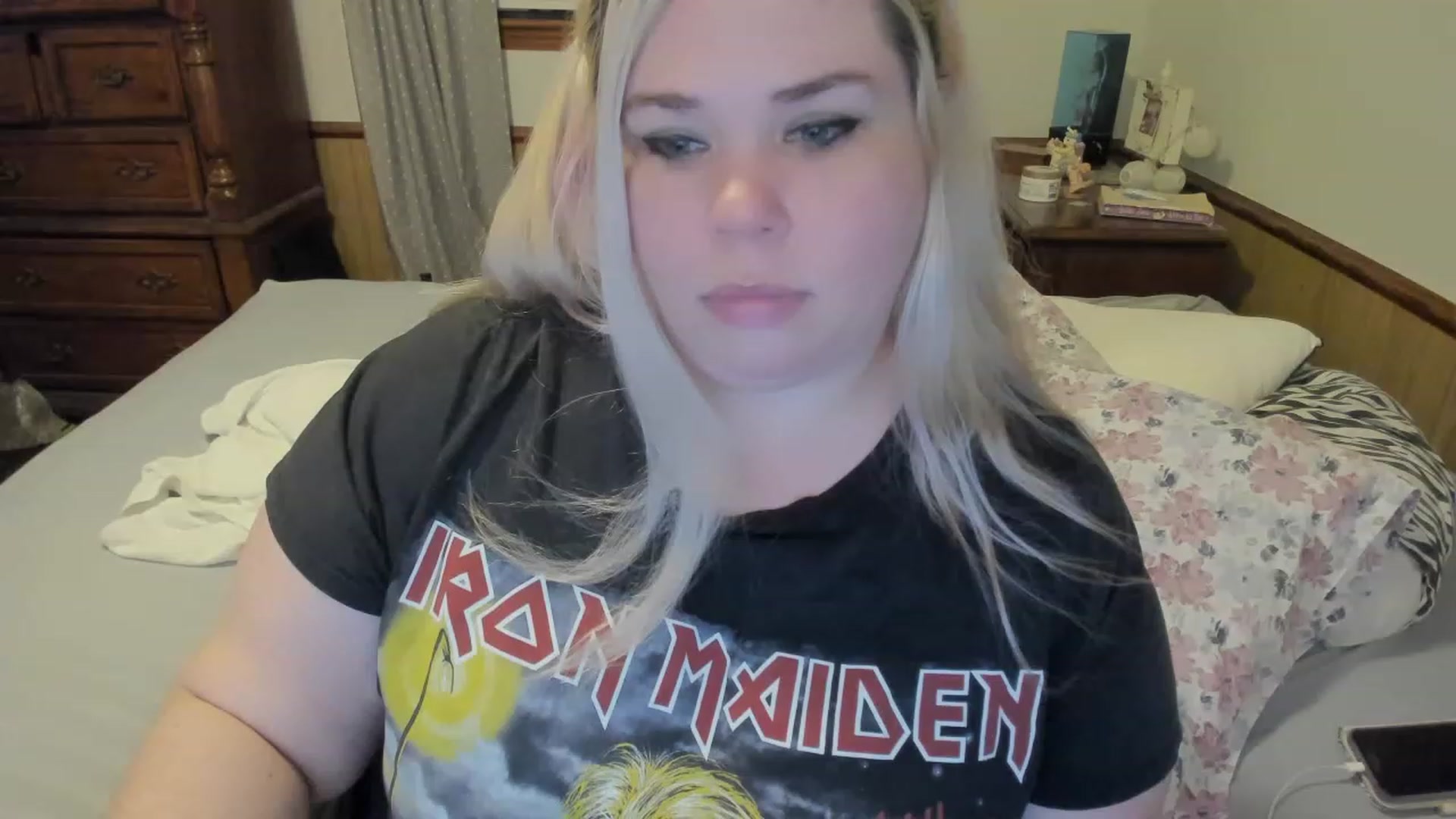 Gallery image thumbnail from RobotJeannie's myfreecams stream on, 05/22/2023, 01:25 image 7 of 20