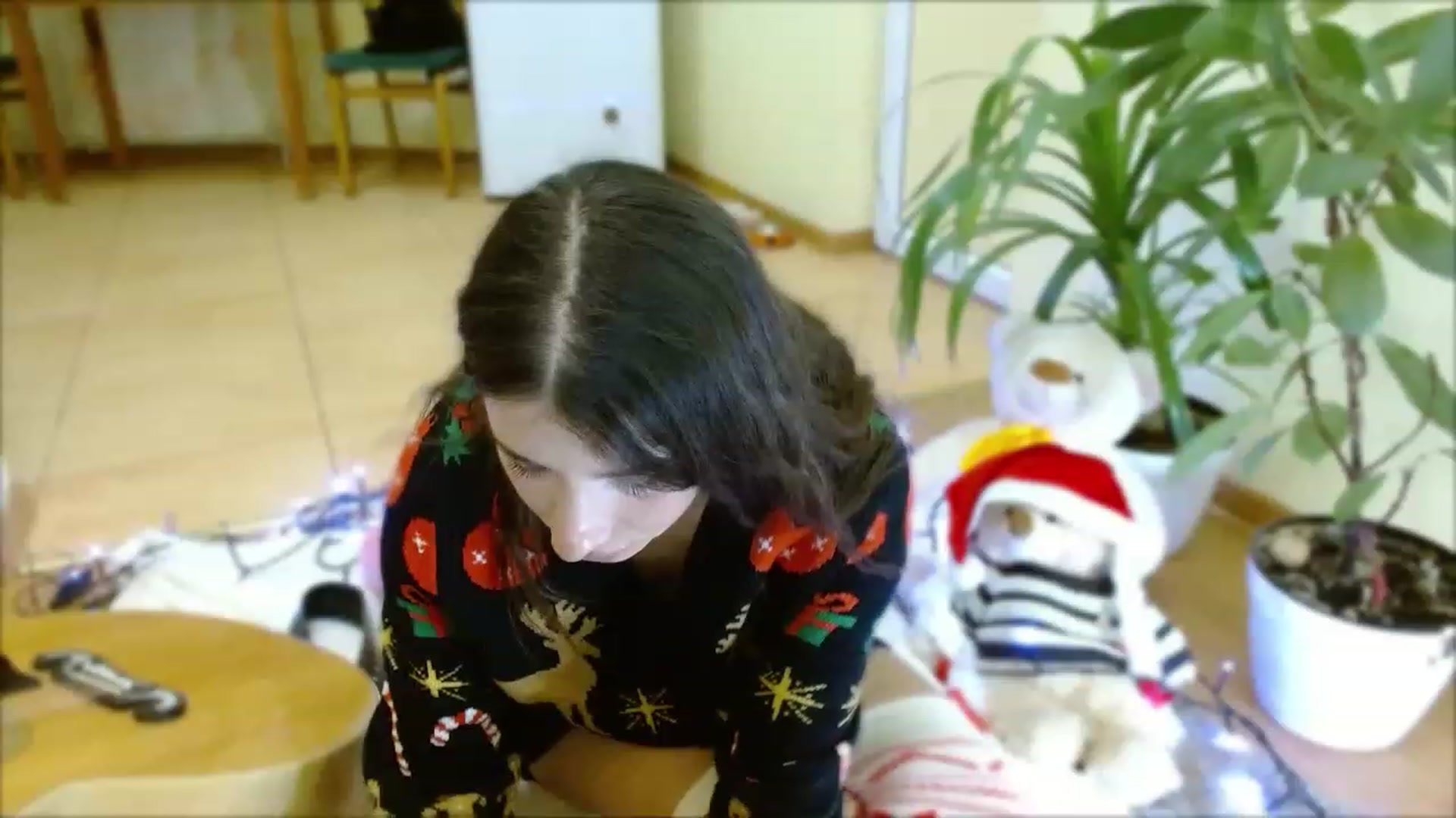 Gallery image thumbnail from RockGoddesss's myfreecams stream on, 12/25/2022, 19:14 image 16 of 20