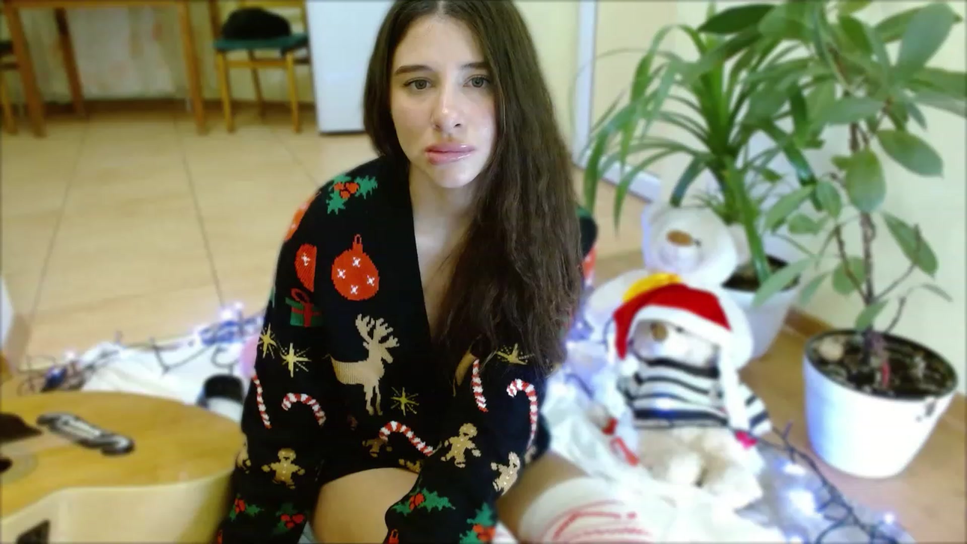 Gallery image thumbnail from RockGoddesss's myfreecams stream on, 12/25/2022, 19:14 image 14 of 20