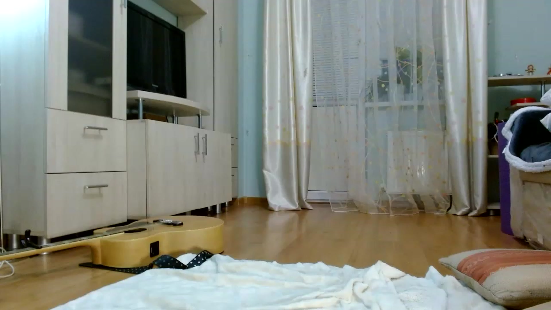 Gallery image thumbnail from RockGoddesss's myfreecams stream on, 05/27/2023, 18:23 image 19 of 20