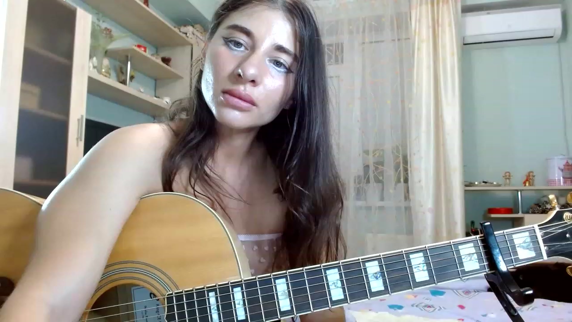 Gallery image thumbnail from RockGoddesss's myfreecams stream on, 06/09/2023, 18:56 image 16 of 20
