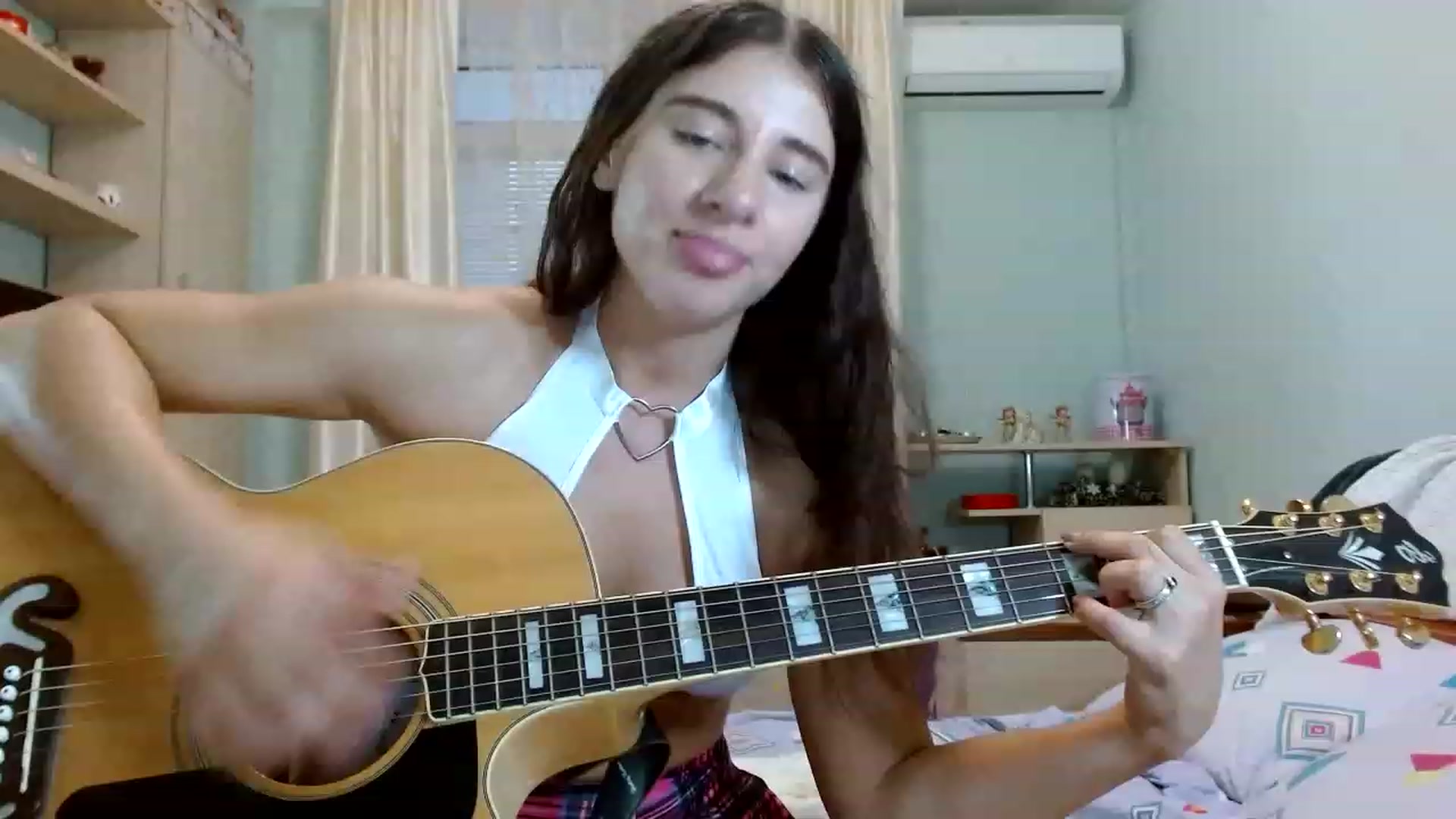 Gallery image thumbnail from RockGoddesss's myfreecams stream on, 06/28/2023, 18:08 image 4 of 20