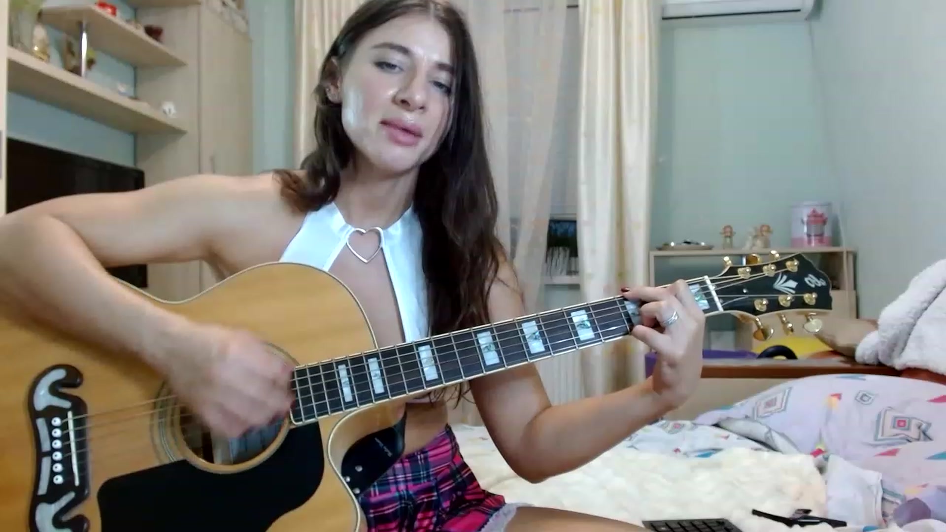 Gallery image thumbnail from RockGoddesss's myfreecams stream on, 07/11/2023, 18:40 image 17 of 20