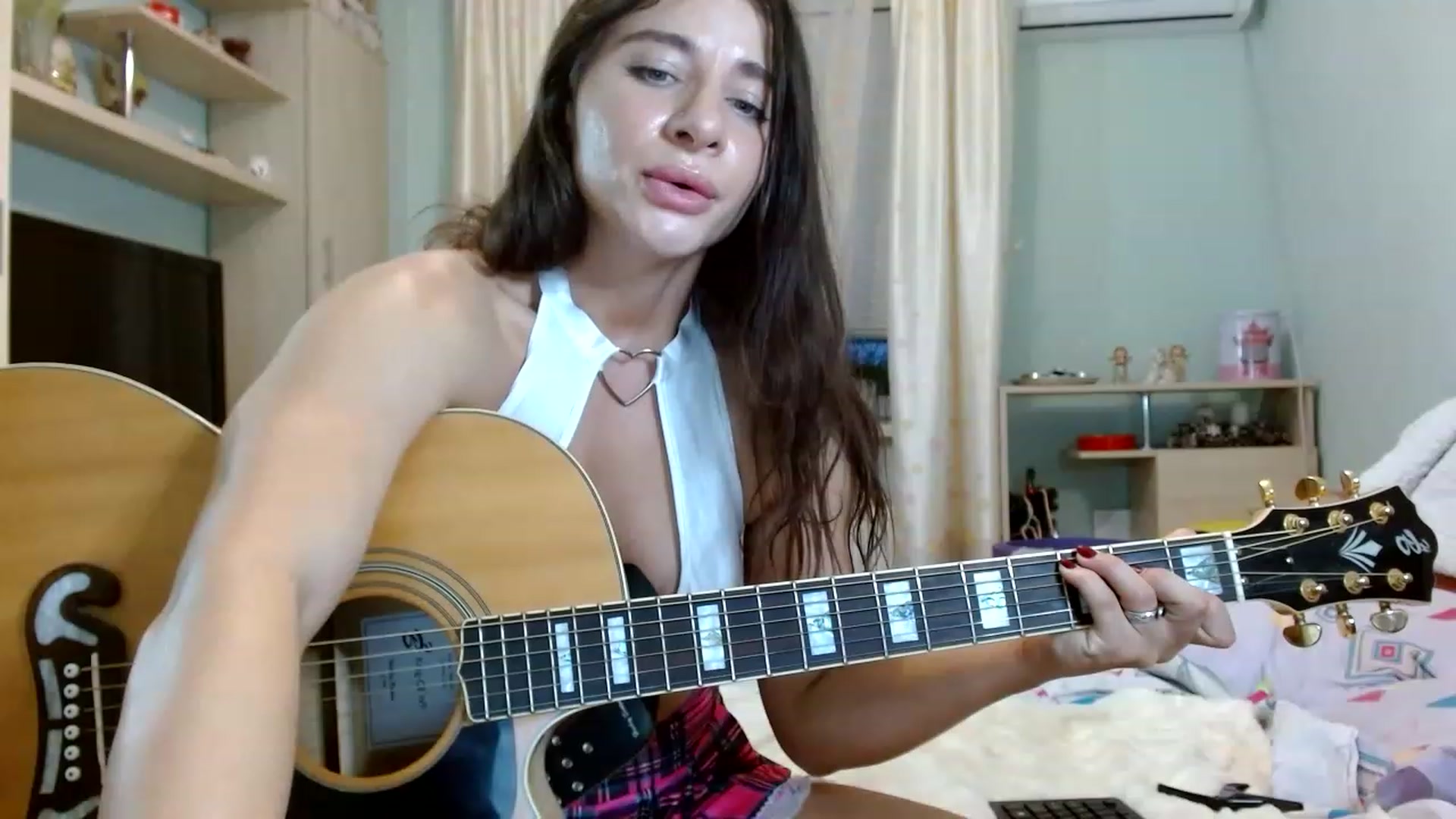 Gallery image thumbnail from RockGoddesss's myfreecams stream on, 07/11/2023, 18:40 image 14 of 20