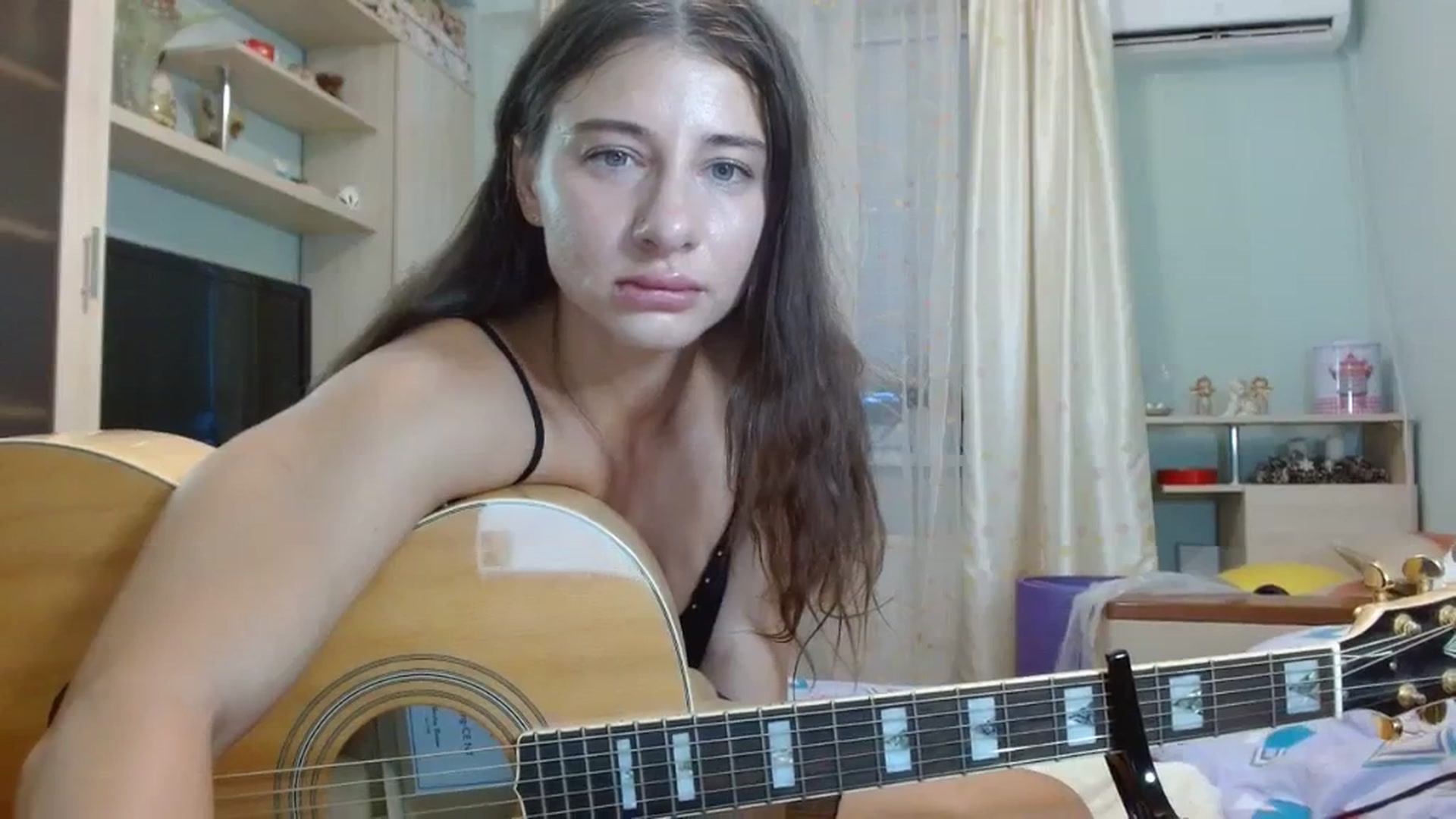 Gallery image thumbnail from RockGoddesss's myfreecams stream on, 07/25/2023, 17:54 image 18 of 20