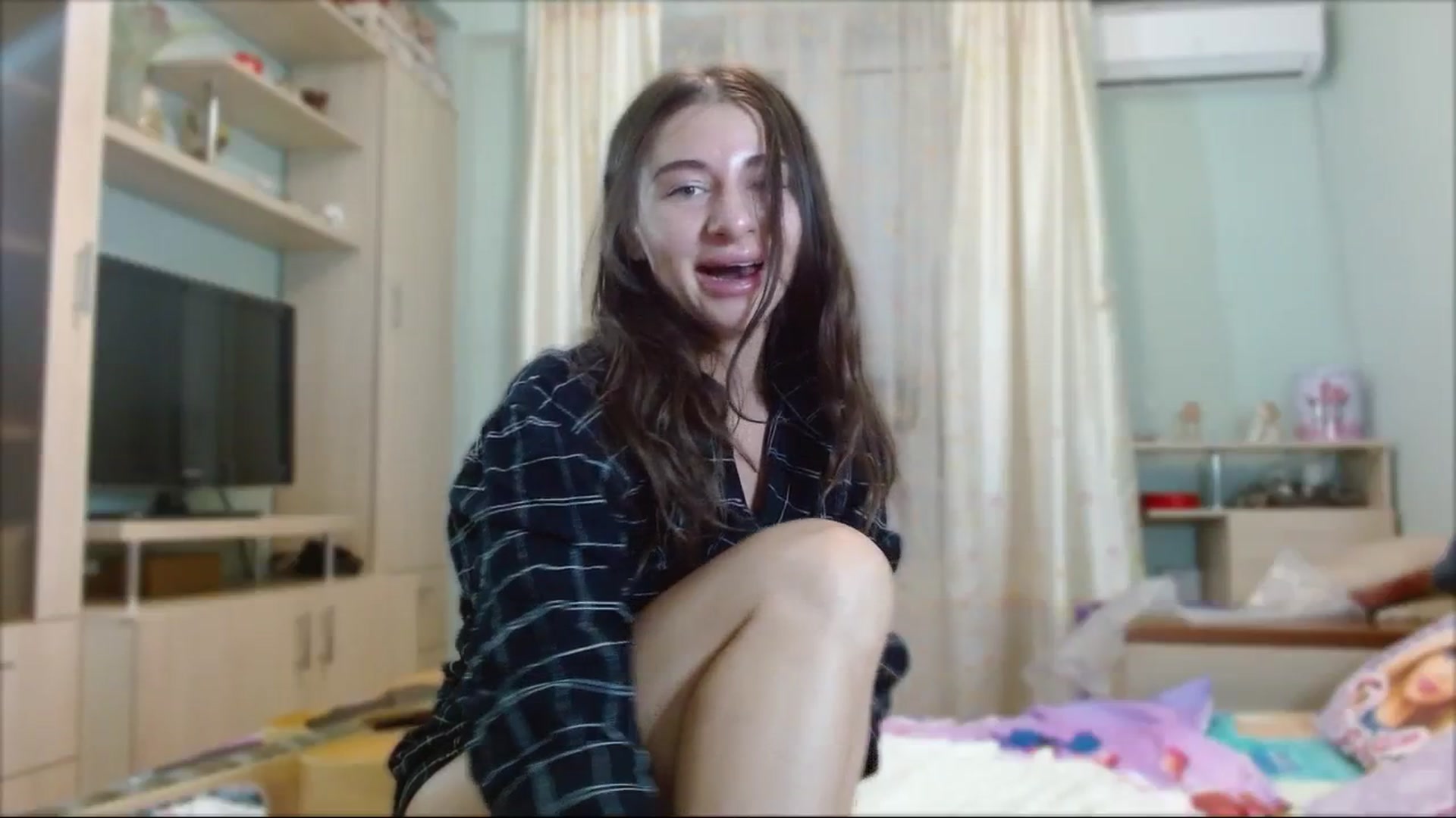 Gallery image thumbnail from RockGoddesss's myfreecams stream on, 10/08/2023, 17:23 image 20 of 20