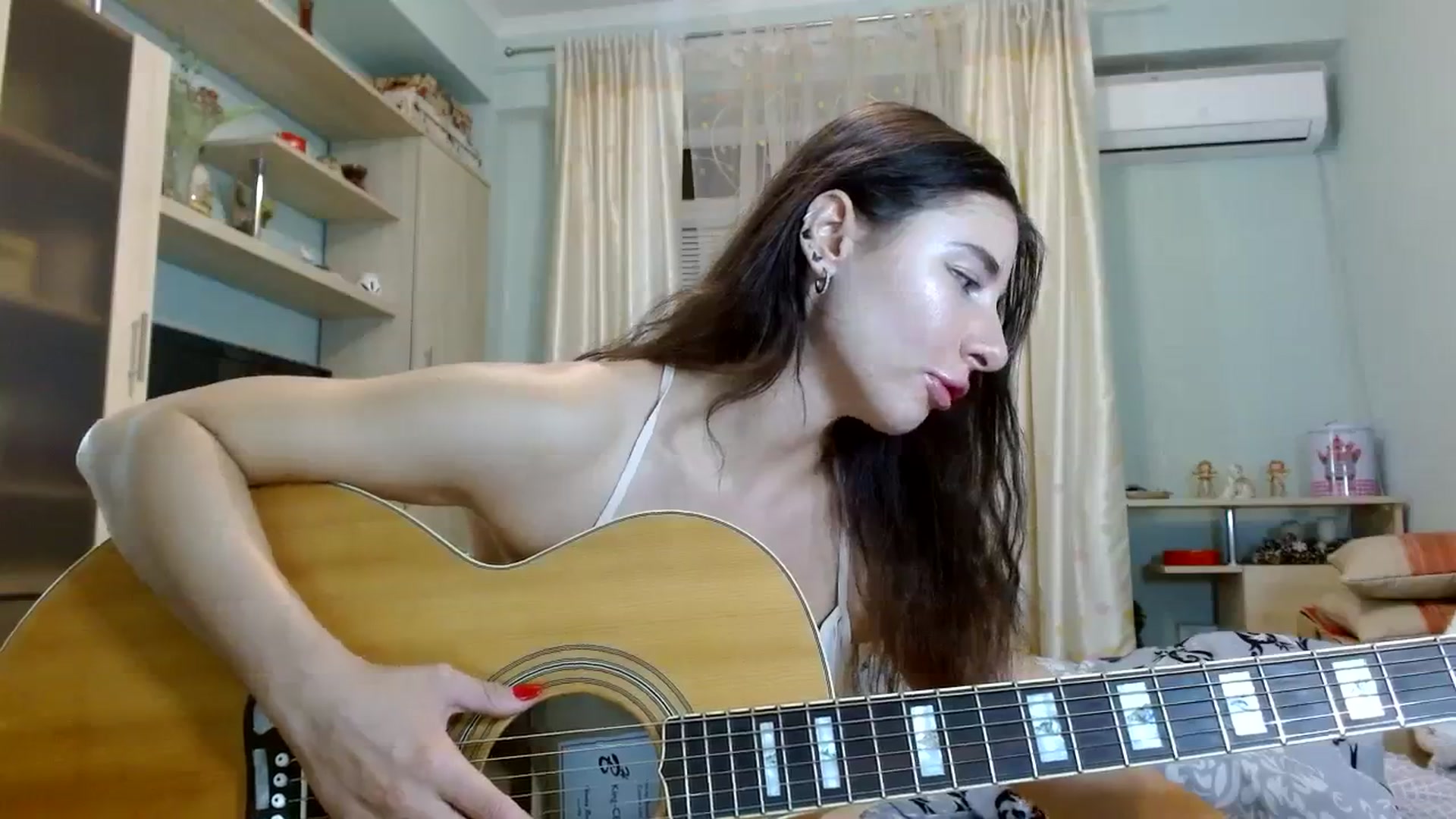 Gallery image thumbnail from RockGoddesss's myfreecams stream on, 10/20/2023, 18:14 image 4 of 20