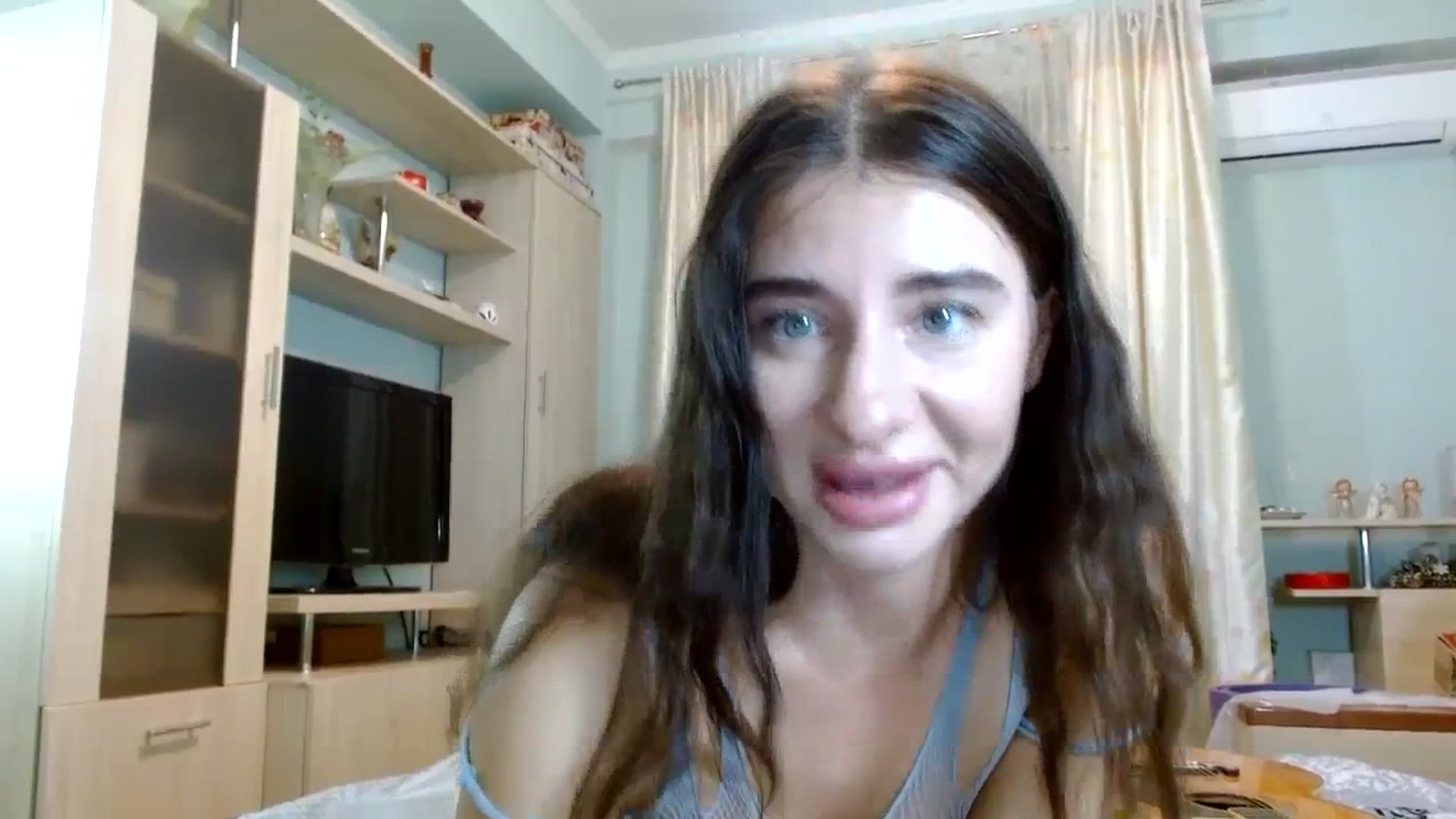 Gallery image thumbnail from RockGoddesss's myfreecams stream on, 10/23/2023, 18:26 image 17 of 20
