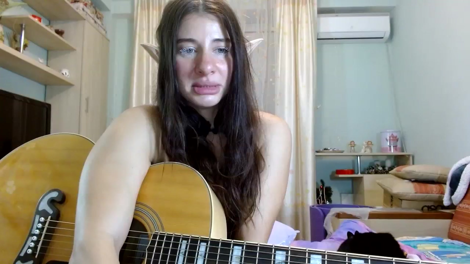 Gallery image thumbnail from RockGoddesss's myfreecams stream on, 10/31/2023, 20:21 image 10 of 20