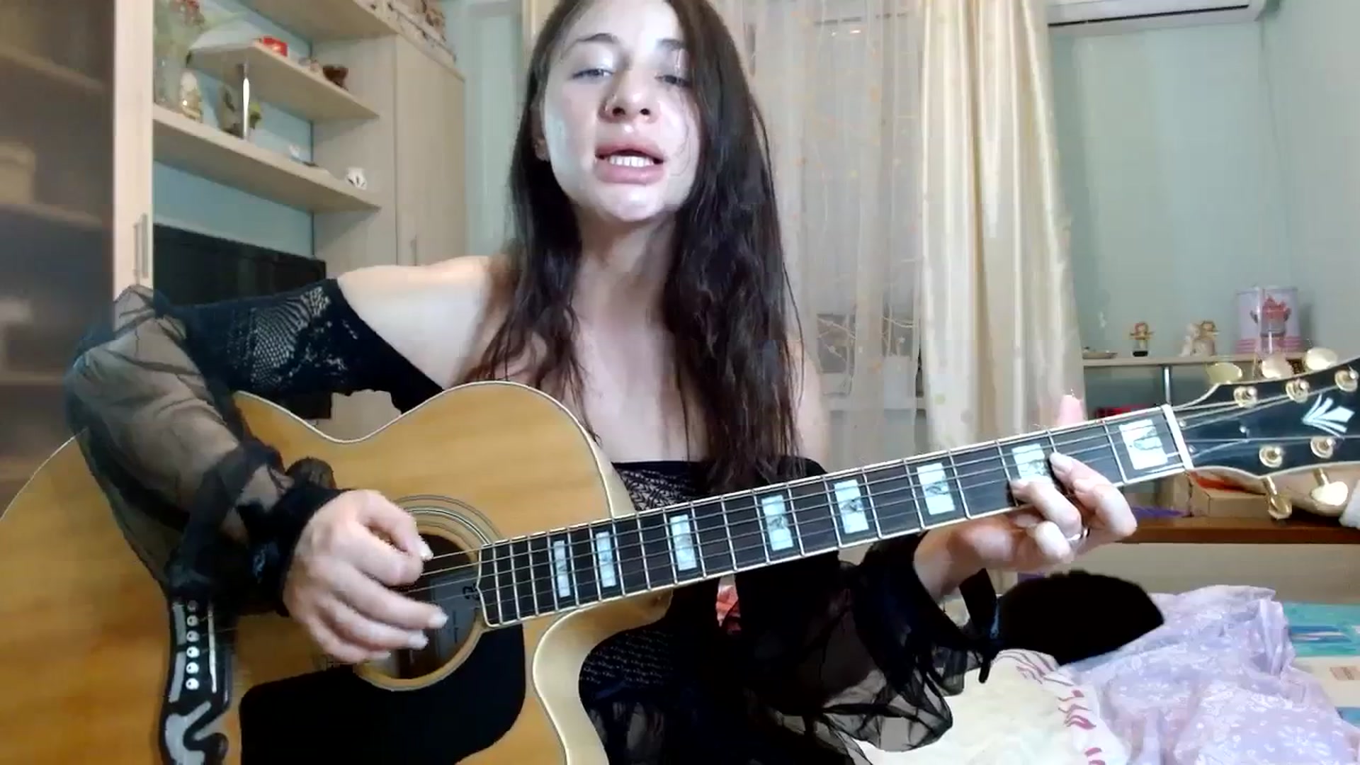 Gallery image thumbnail from RockGoddesss's myfreecams stream on, 11/15/2023, 19:14 image 12 of 20