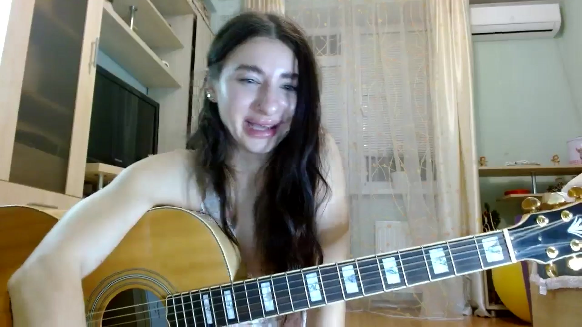 Gallery image thumbnail from RockGoddesss's myfreecams stream on, 04/27/2024, 19:17 image 9 of 20