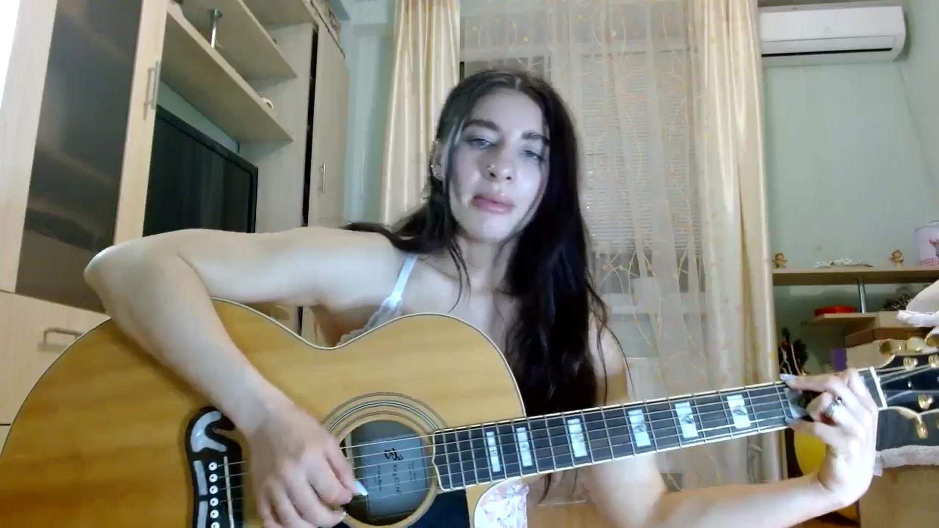 Gallery image thumbnail from RockGoddesss's myfreecams stream on, 04/27/2024, 19:17 image 11 of 20