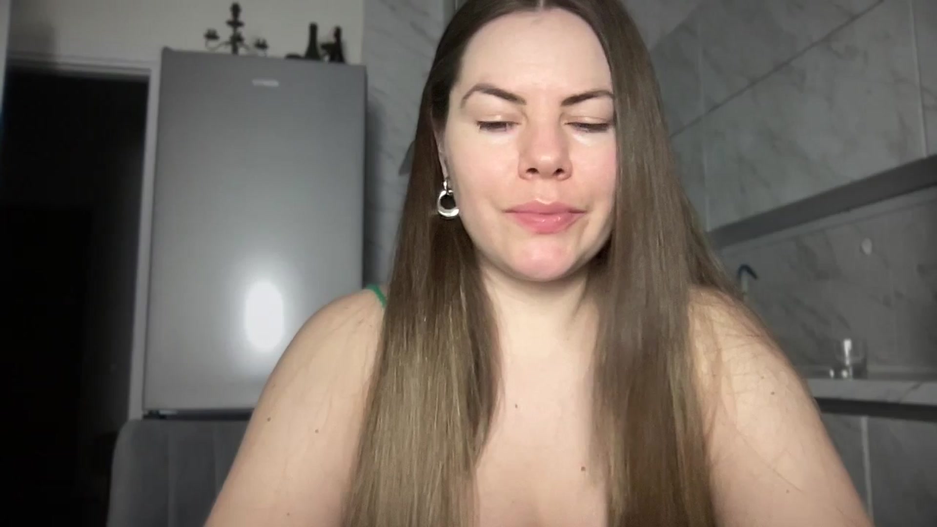 Gallery image thumbnail from Rock_n_cute's myfreecams stream on, 02/04/2025, 19:02 image 12 of 20