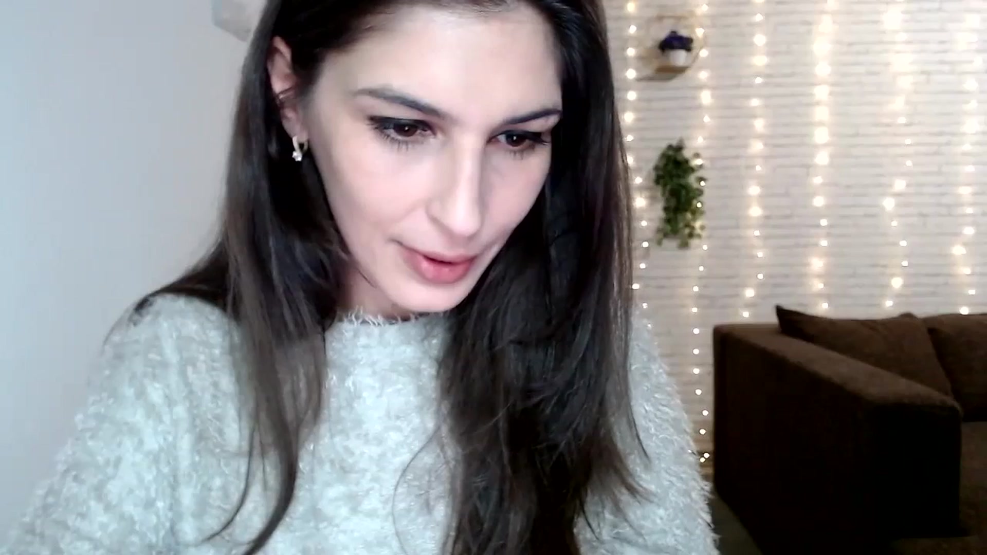 Gallery image thumbnail from RocknAnna's myfreecams stream on, 03/04/2024, 19:53 image 16 of 20
