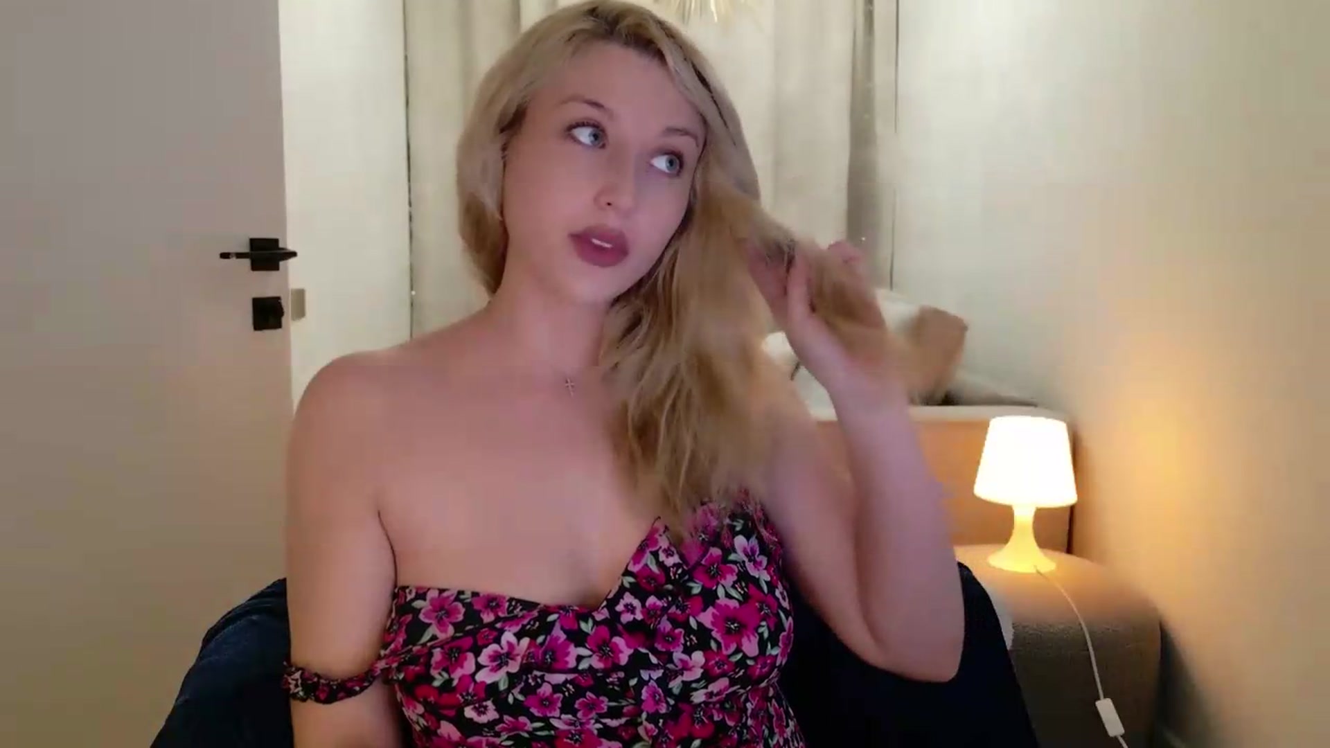 Gallery image thumbnail from RocknGrace's myfreecams stream on, 08/03/2026, 19:12 image 4 of 20