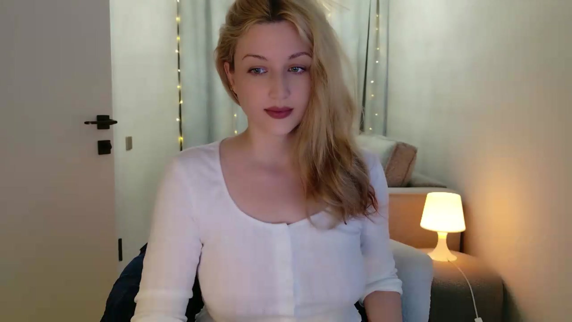 Gallery image thumbnail from RocknGrace's myfreecams stream on, 08/14/2026, 15:47 image 5 of 20