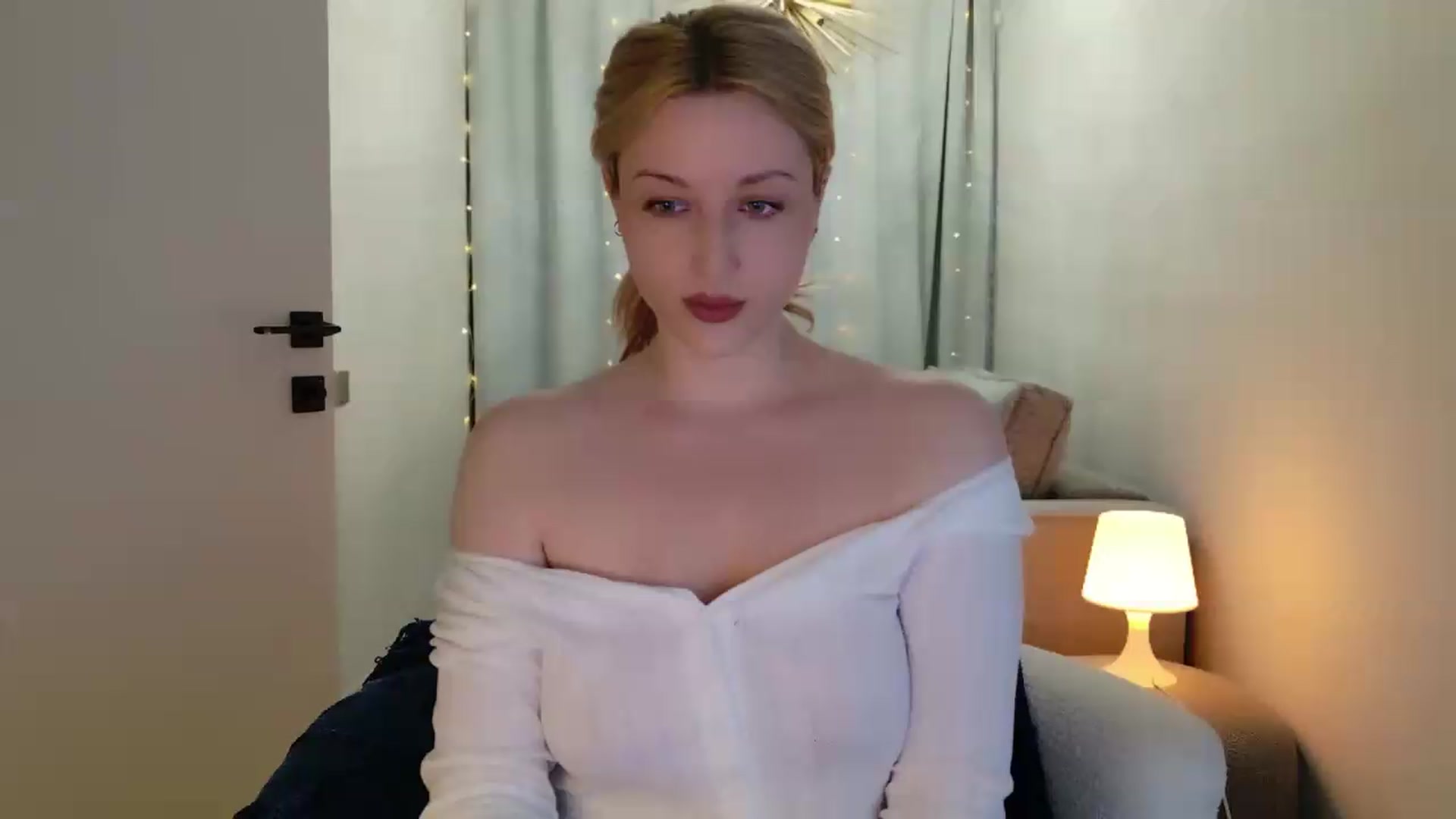 Gallery image thumbnail from RocknGrace's myfreecams stream on, 08/14/2026, 15:47 image 13 of 20