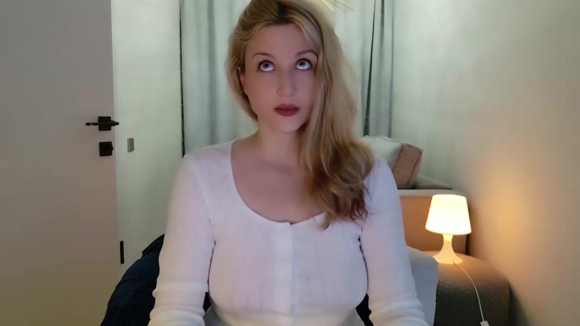 Gallery image thumbnail from RocknGrace's myfreecams stream on, 08/14/2026, 15:47 image 6 of 20
