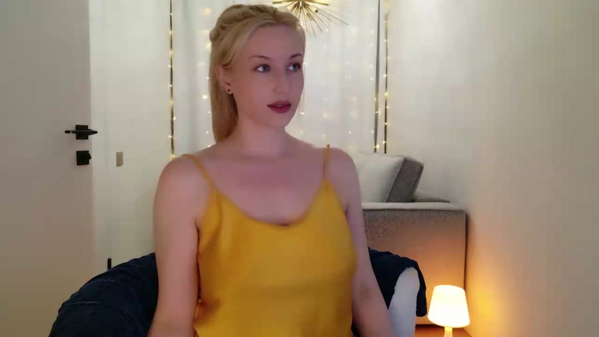 Gallery image thumbnail from RocknGrace's myfreecams stream on, 08/20/2026, 21:42 image 9 of 20