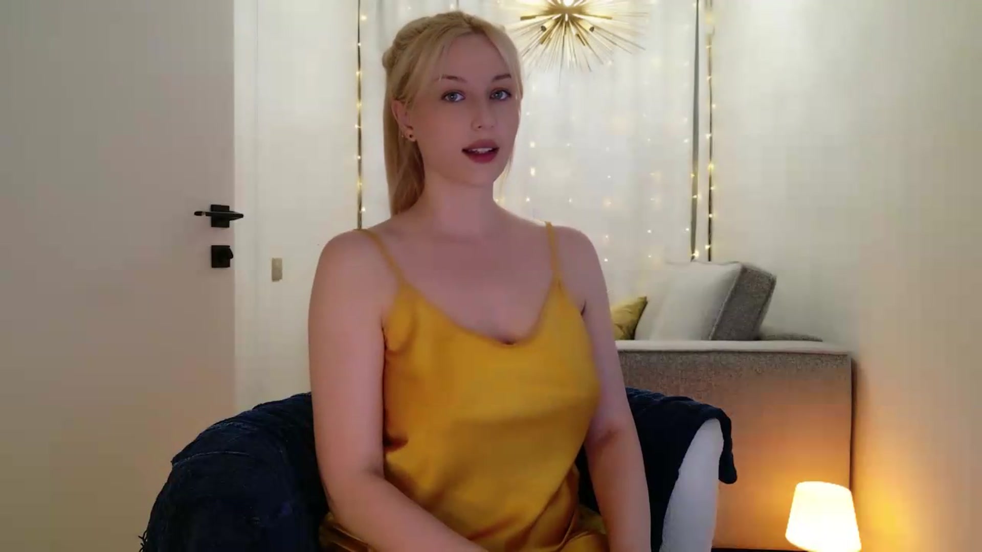 Gallery image thumbnail from RocknGrace's myfreecams stream on, 08/20/2026, 21:42 image 15 of 20