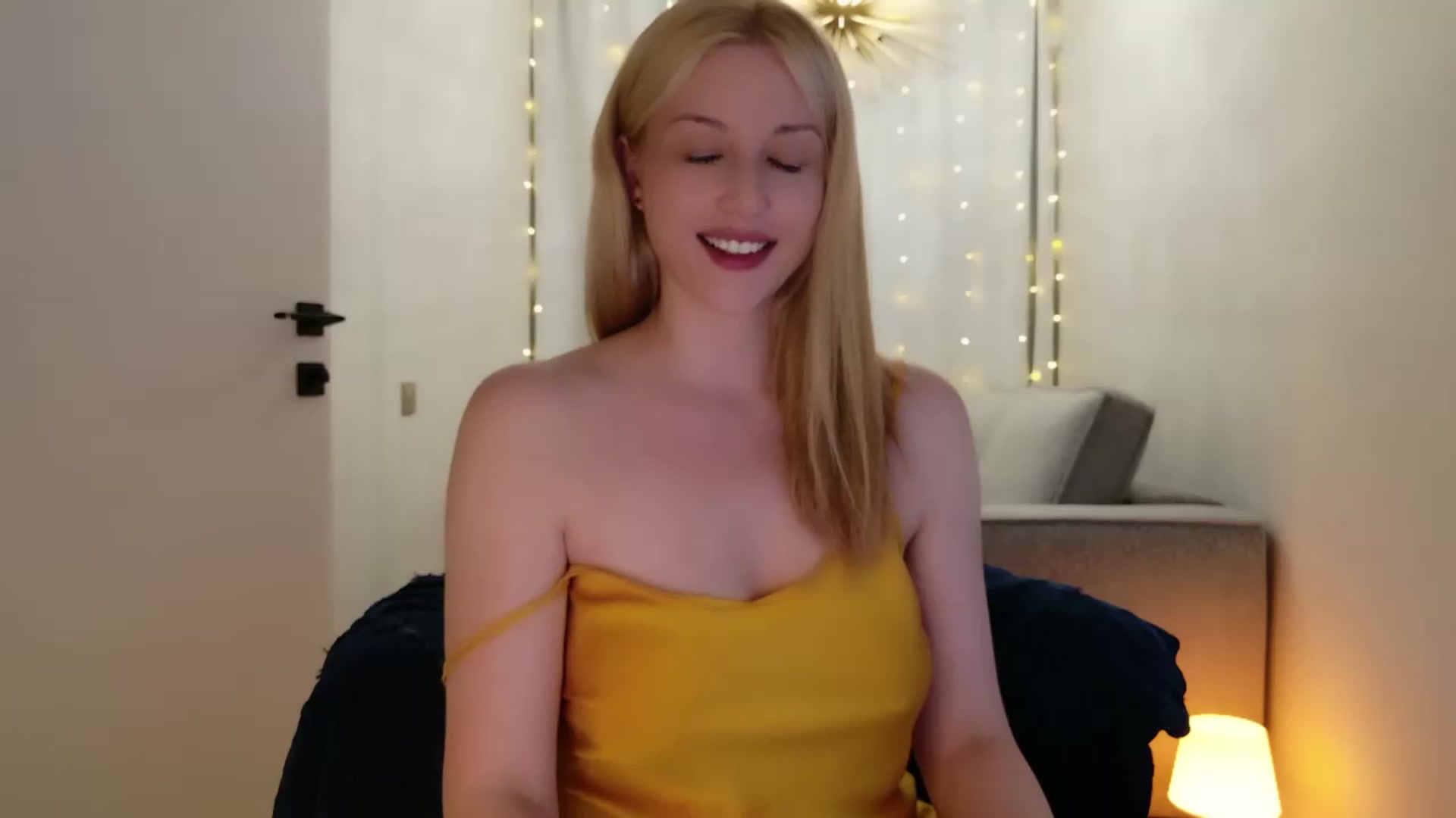 Gallery image thumbnail from RocknGrace's myfreecams stream on, 08/21/2026, 24:19 image 15 of 20