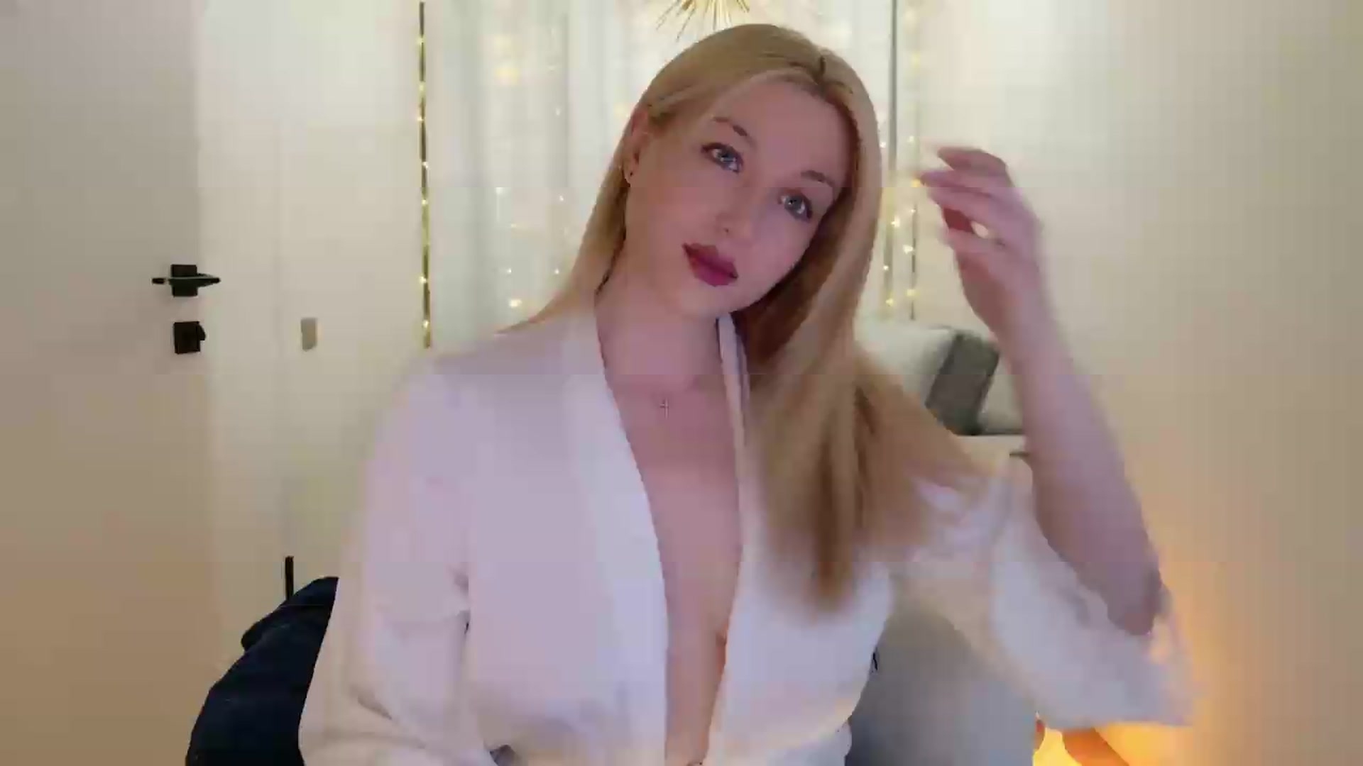 Gallery image thumbnail from RocknGrace's myfreecams stream on, 08/27/2026, 15:27 image 13 of 20