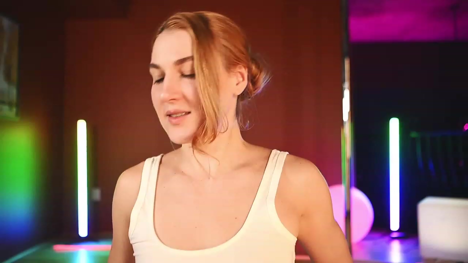 Gallery image thumbnail from RocknRose's myfreecams stream on, 08/15/2023, 05:08 image 7 of 20