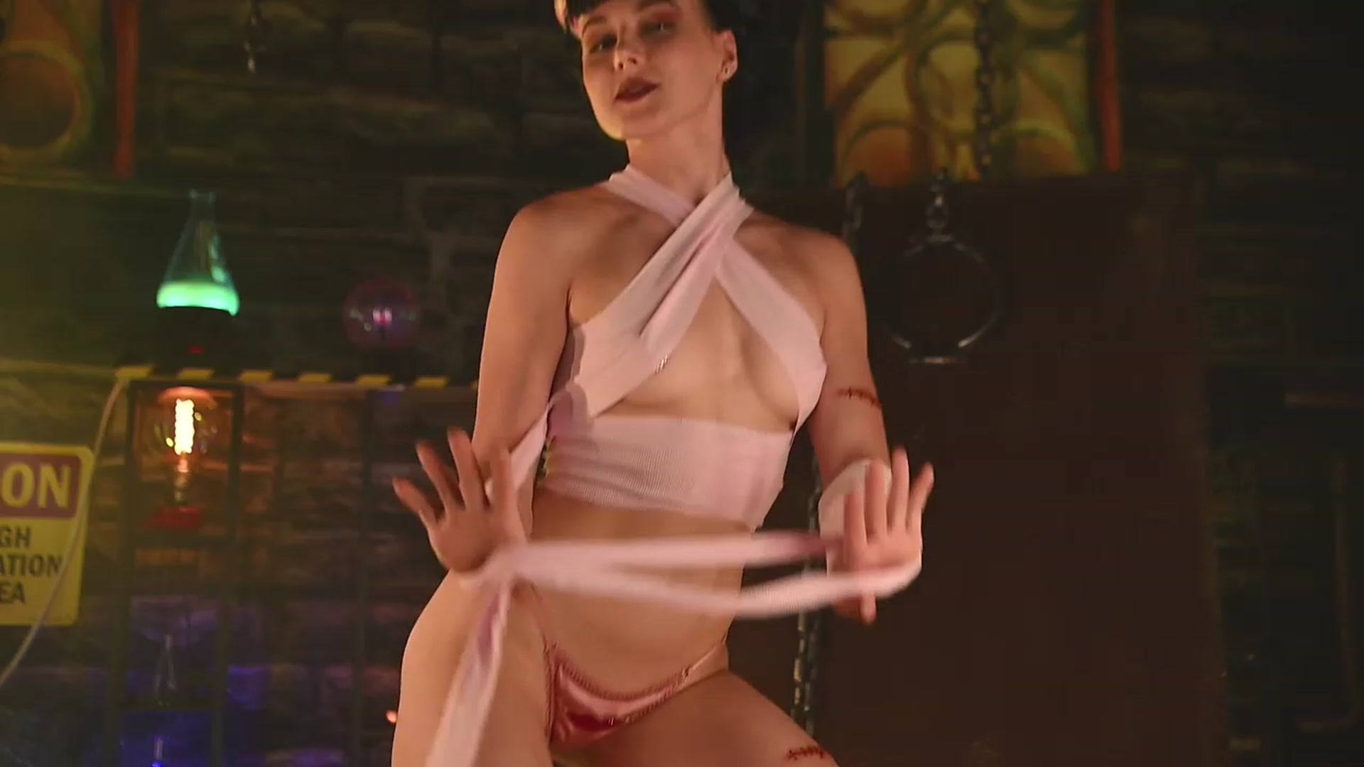 Gallery image thumbnail from RocknRose's myfreecams stream on, 10/08/2023, 06:53 image 9 of 20