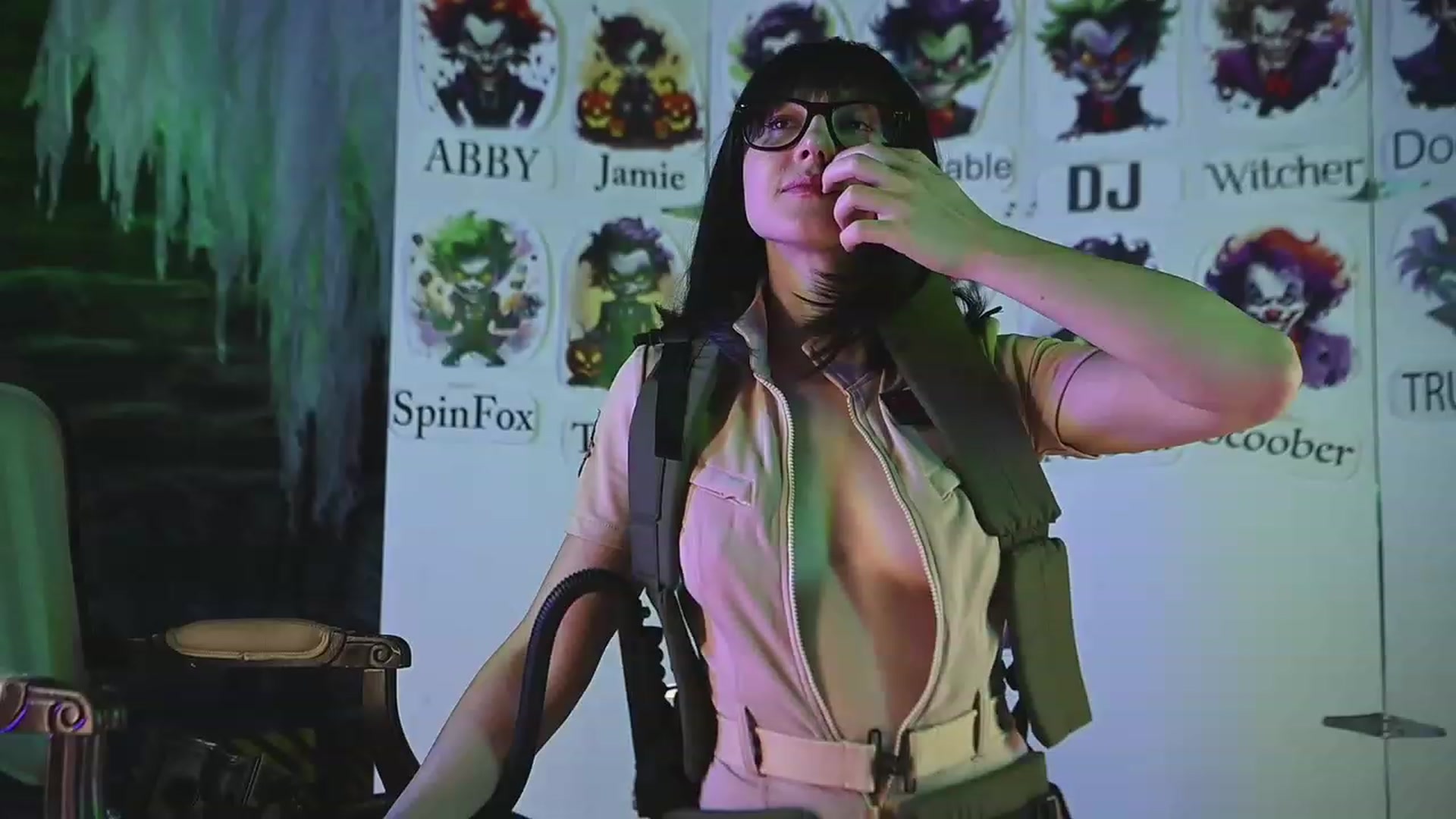 Gallery image thumbnail from RocknRose's myfreecams stream on, 10/15/2023, 07:00 image 3 of 20