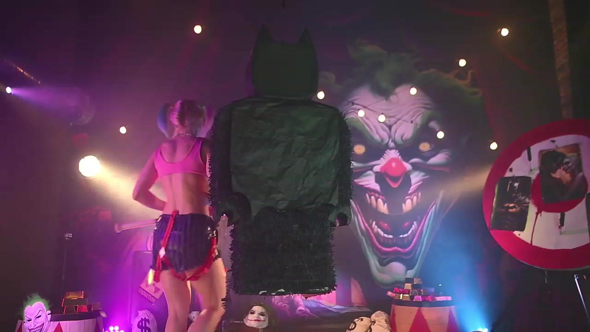 Gallery image thumbnail from RocknRose's myfreecams stream on, 11/19/2023, 07:23 image 16 of 20