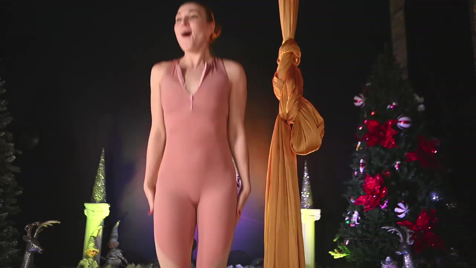 Gallery image thumbnail from RocknRose's myfreecams stream on, 12/31/2023, 06:13 image 19 of 20