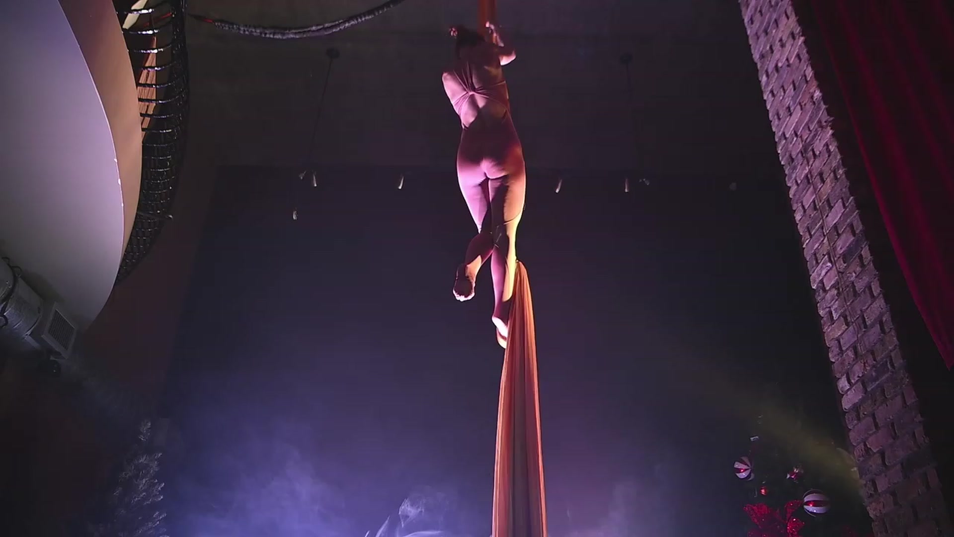 Gallery image thumbnail from RocknRose's myfreecams stream on, 12/31/2023, 07:17 image 6 of 20
