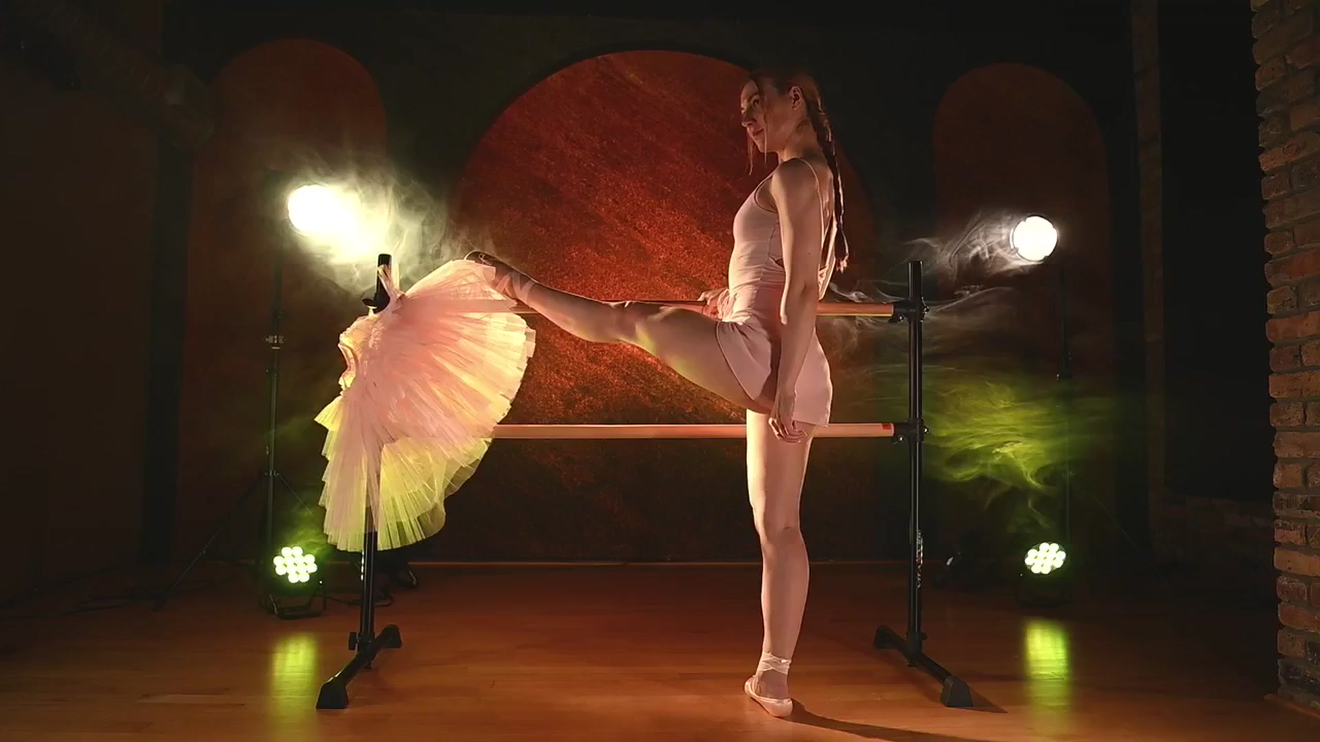 Gallery image thumbnail from RocknRose's myfreecams stream on, 04/19/2025, 07:10 image 6 of 20