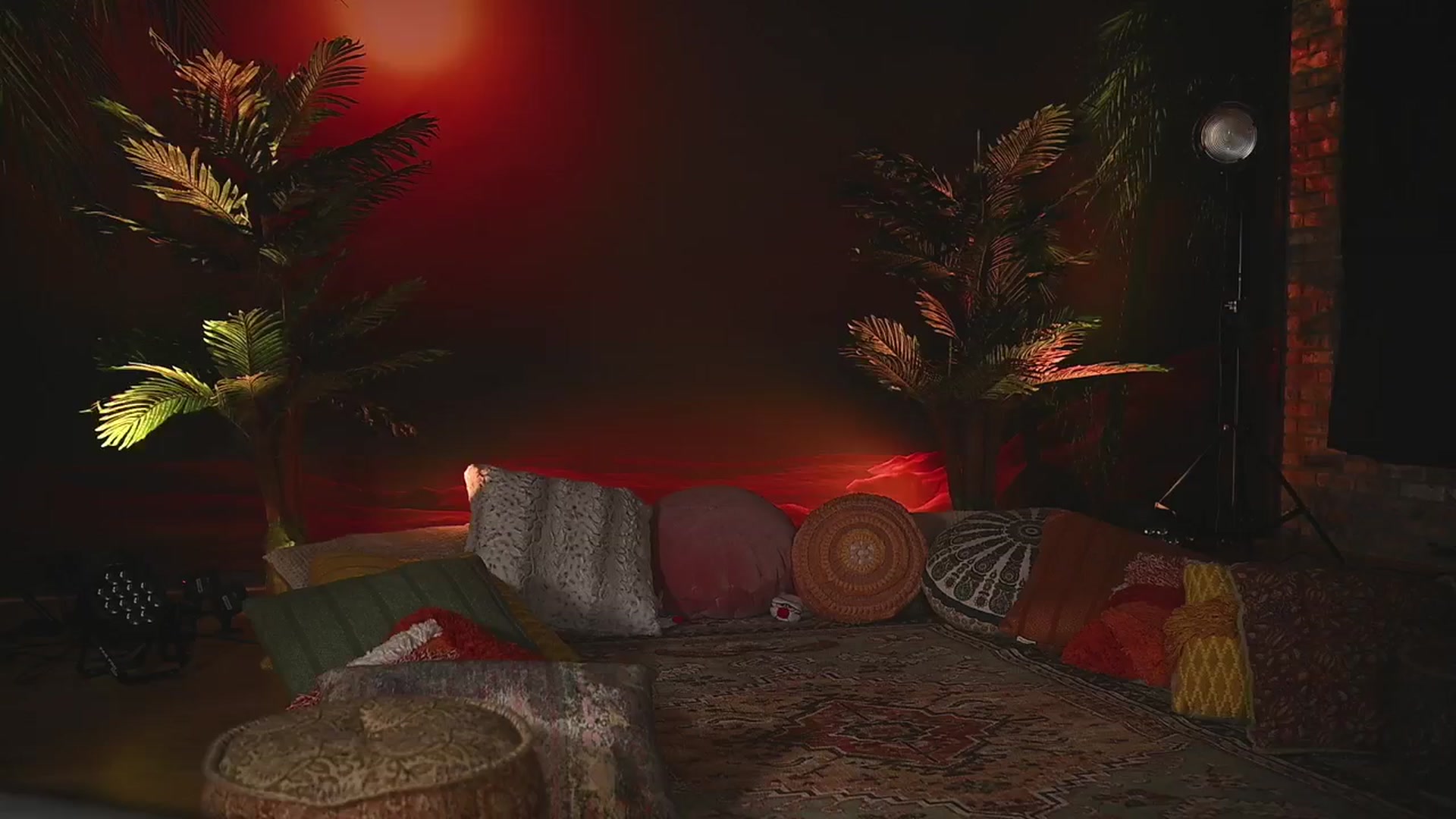 Gallery image thumbnail from RocknRose's myfreecams stream on, 05/18/2025, 04:04 image 13 of 20