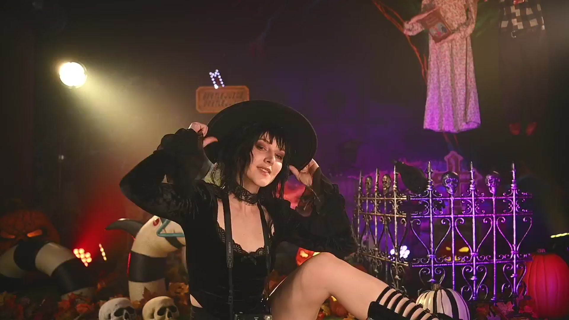 Gallery image thumbnail from RocknRose's myfreecams stream on, 10/05/2025, 06:28 image 5 of 20