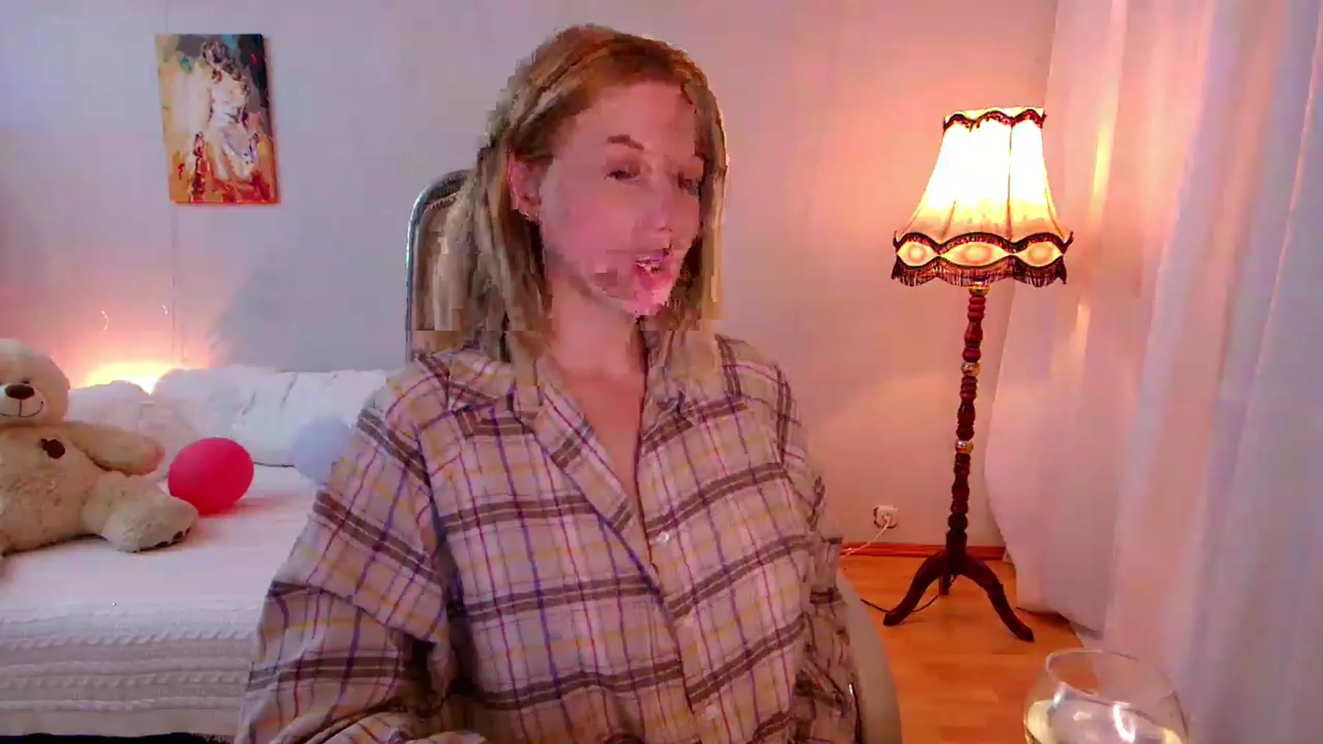 Gallery image thumbnail from Rockn_Grace's myfreecams stream on, 11/19/2022, 19:14 image 13 of 20