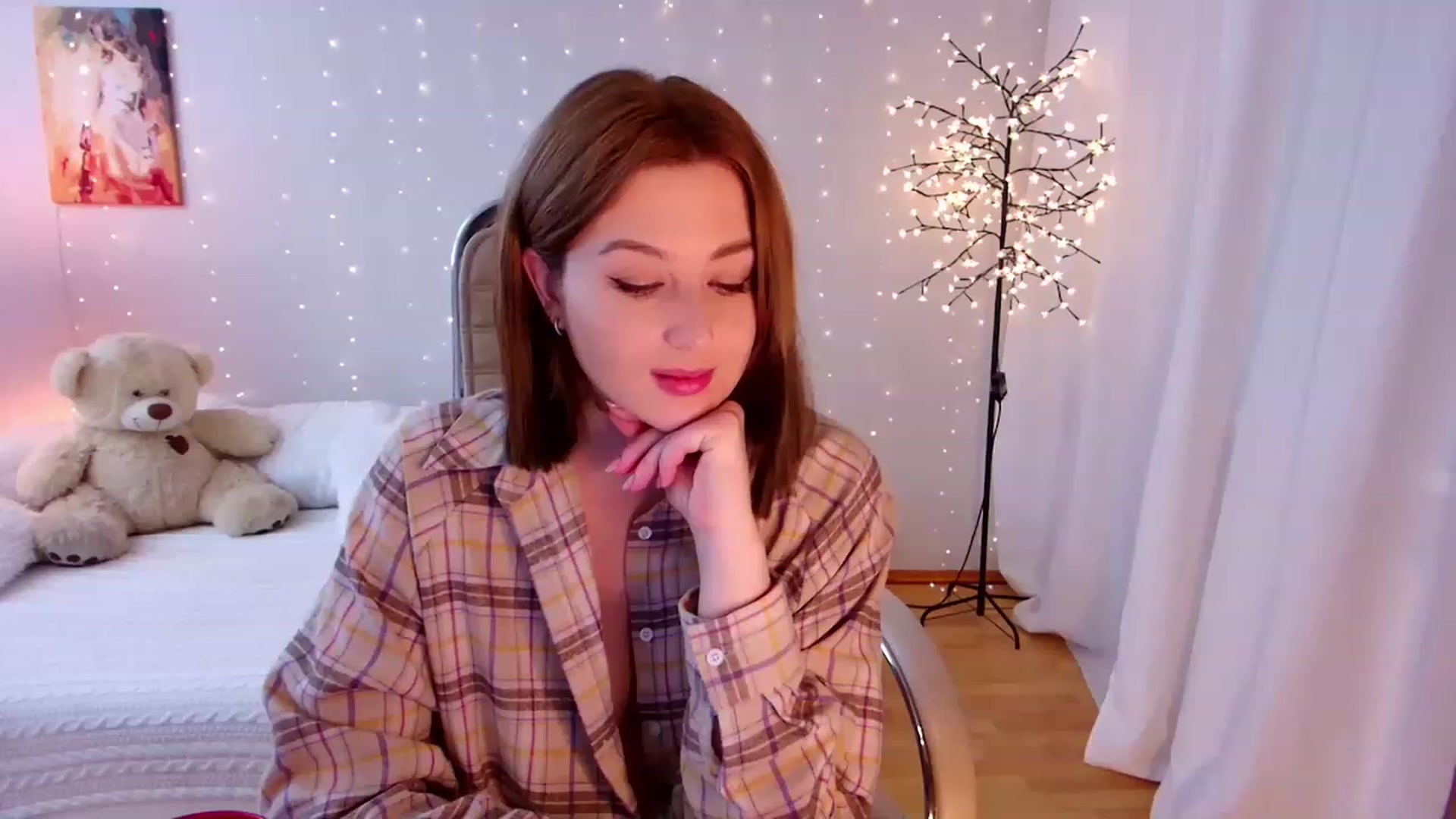 Gallery image thumbnail from Rockn_Grace's myfreecams stream on, 12/06/2022, 18:17 image 16 of 20