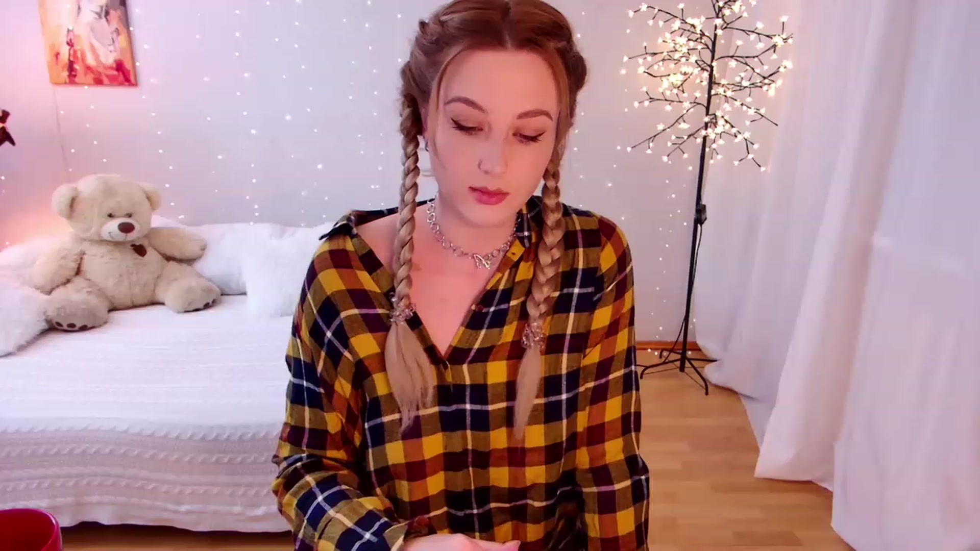Gallery image thumbnail from Rockn_Grace's myfreecams stream on, 12/07/2022, 22:34 image 6 of 20
