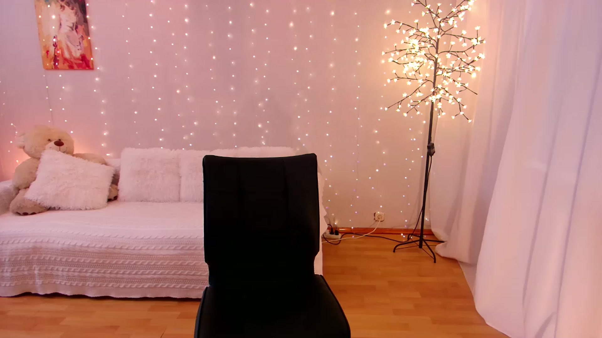 Gallery image thumbnail from Rockn_Grace's myfreecams stream on, 12/23/2022, 16:24 image 3 of 20